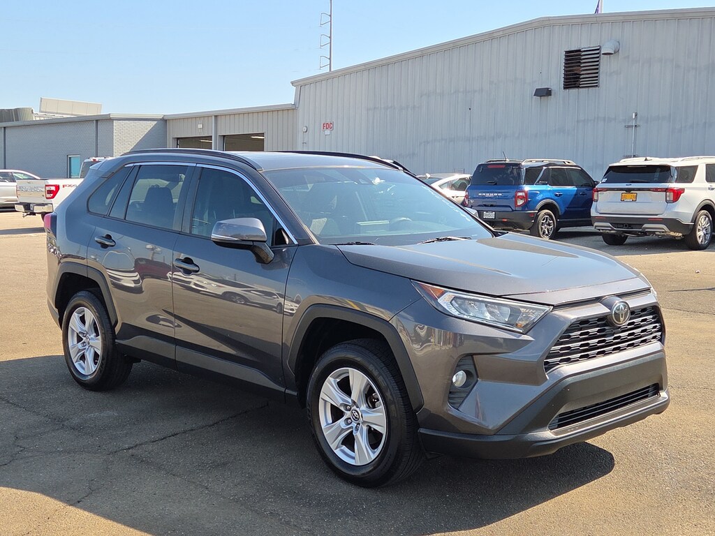 Used 2019 Toyota RAV4 XLE SUV