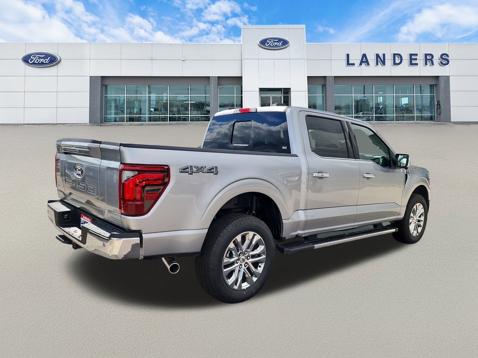 2025 Ford F-150 Lariat photo 3