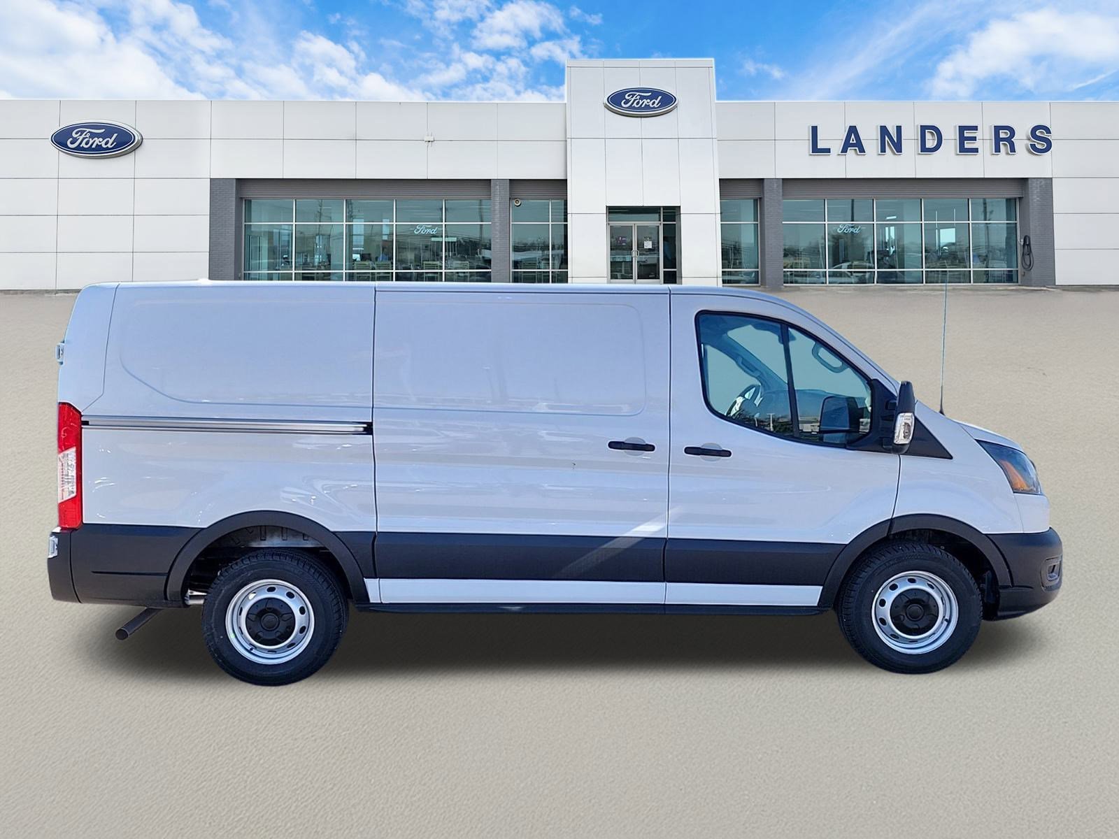 2025 Ford Transit photo 2