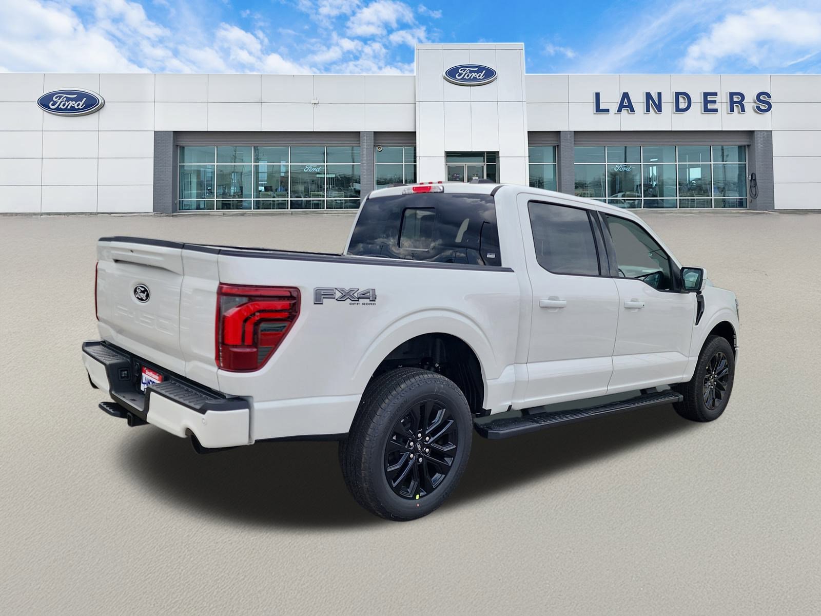 2025 Ford F-150 Lariat photo 3