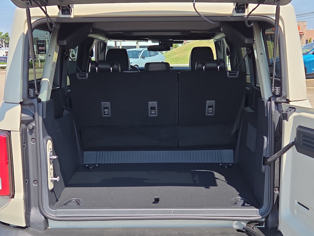 New 2026 Ford Bronco Outer Banks SUV