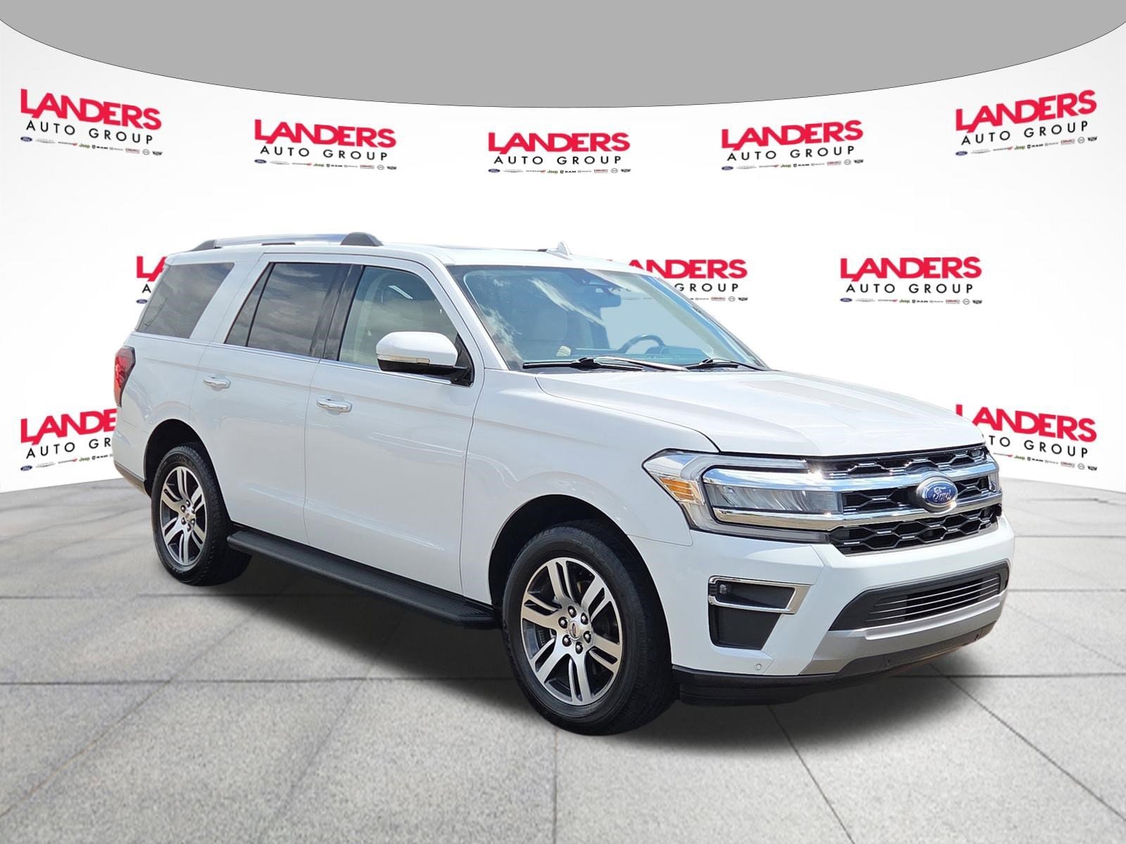 2024 Ford Expedition Limited's photo