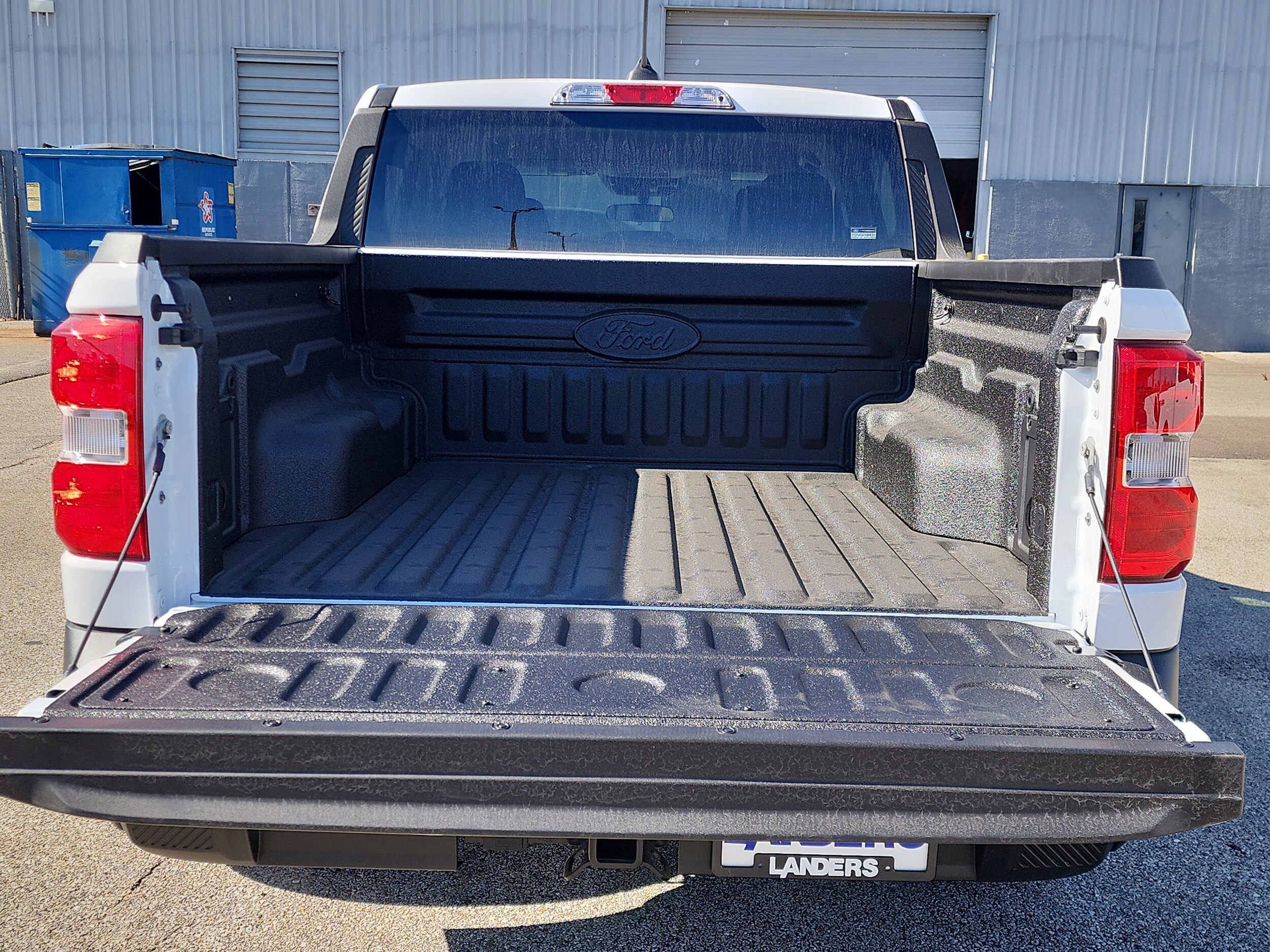 2025 Ford Maverick XL photo 4