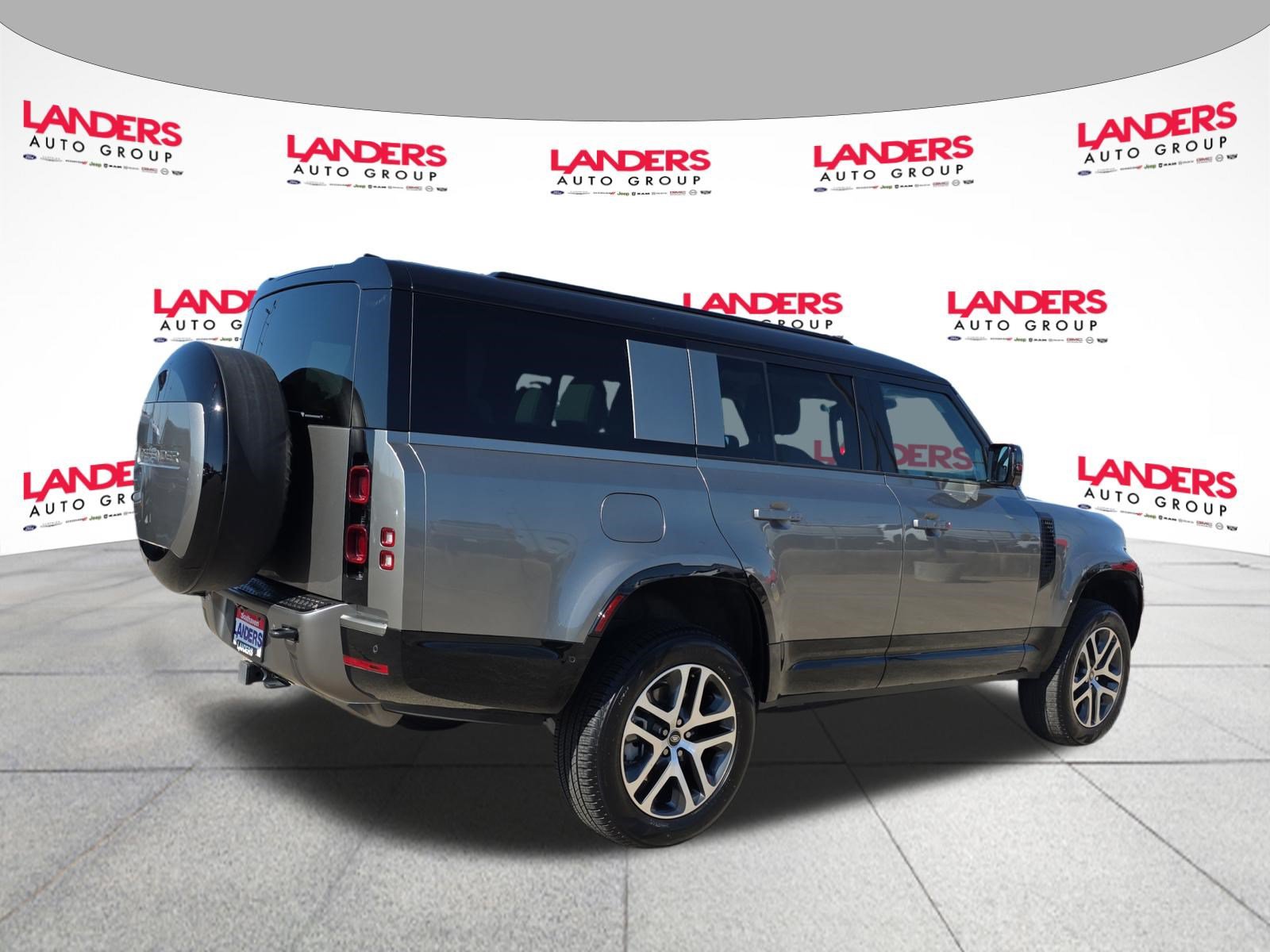 Used 2025 Land Rover Defender 130 X-Dynamic SE SUV