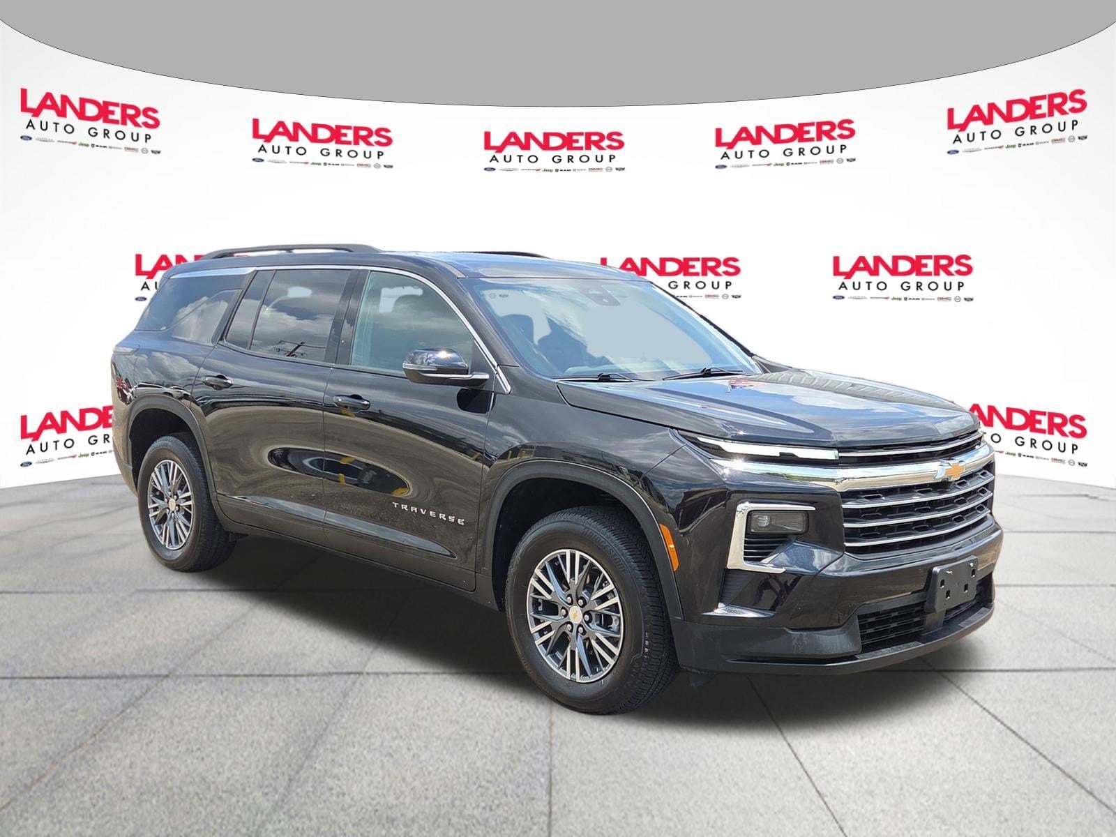 2025 Chevrolet Traverse AWD LT's photo