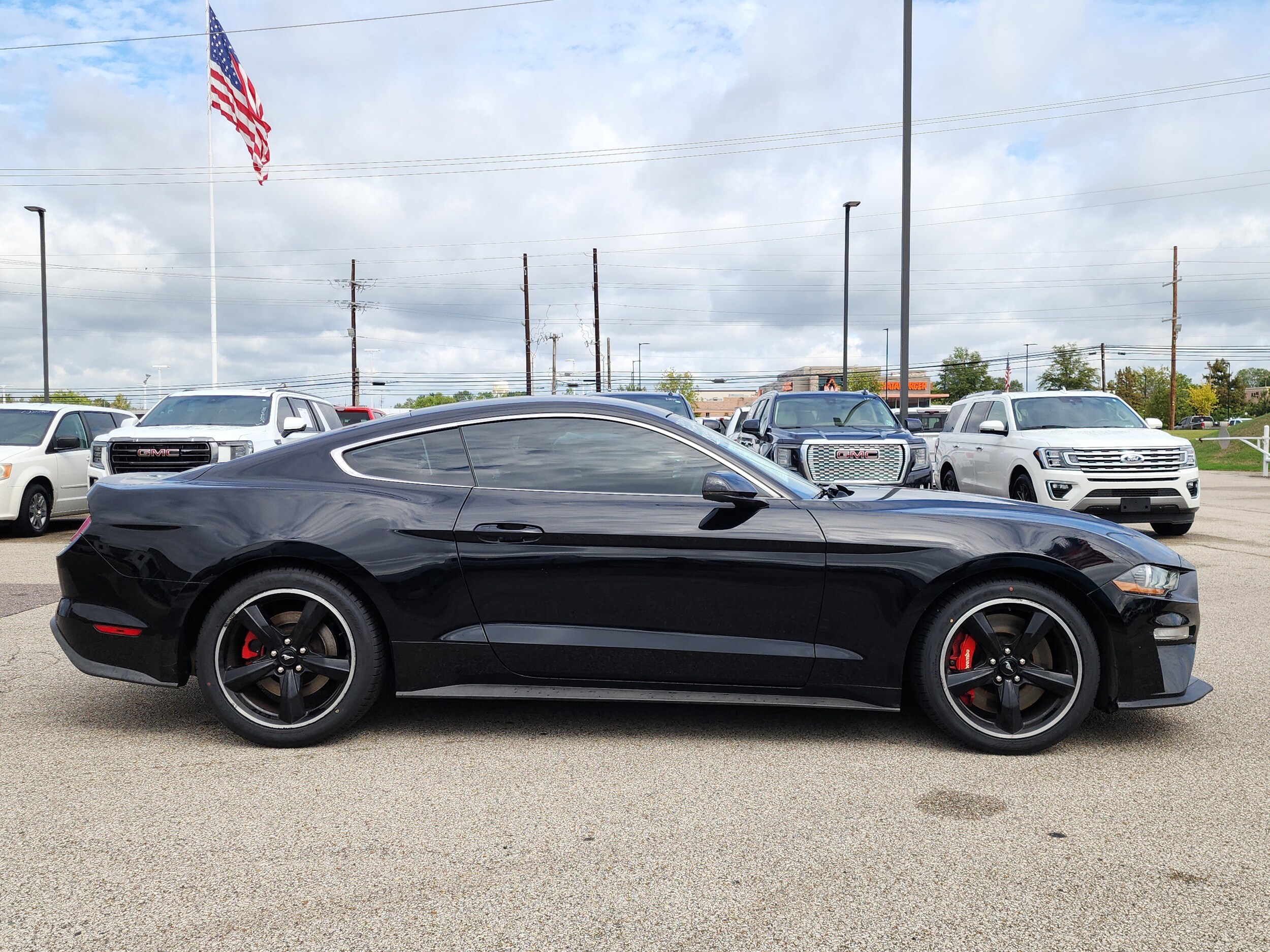 2019 Ford Mustang Bullitt photo 2