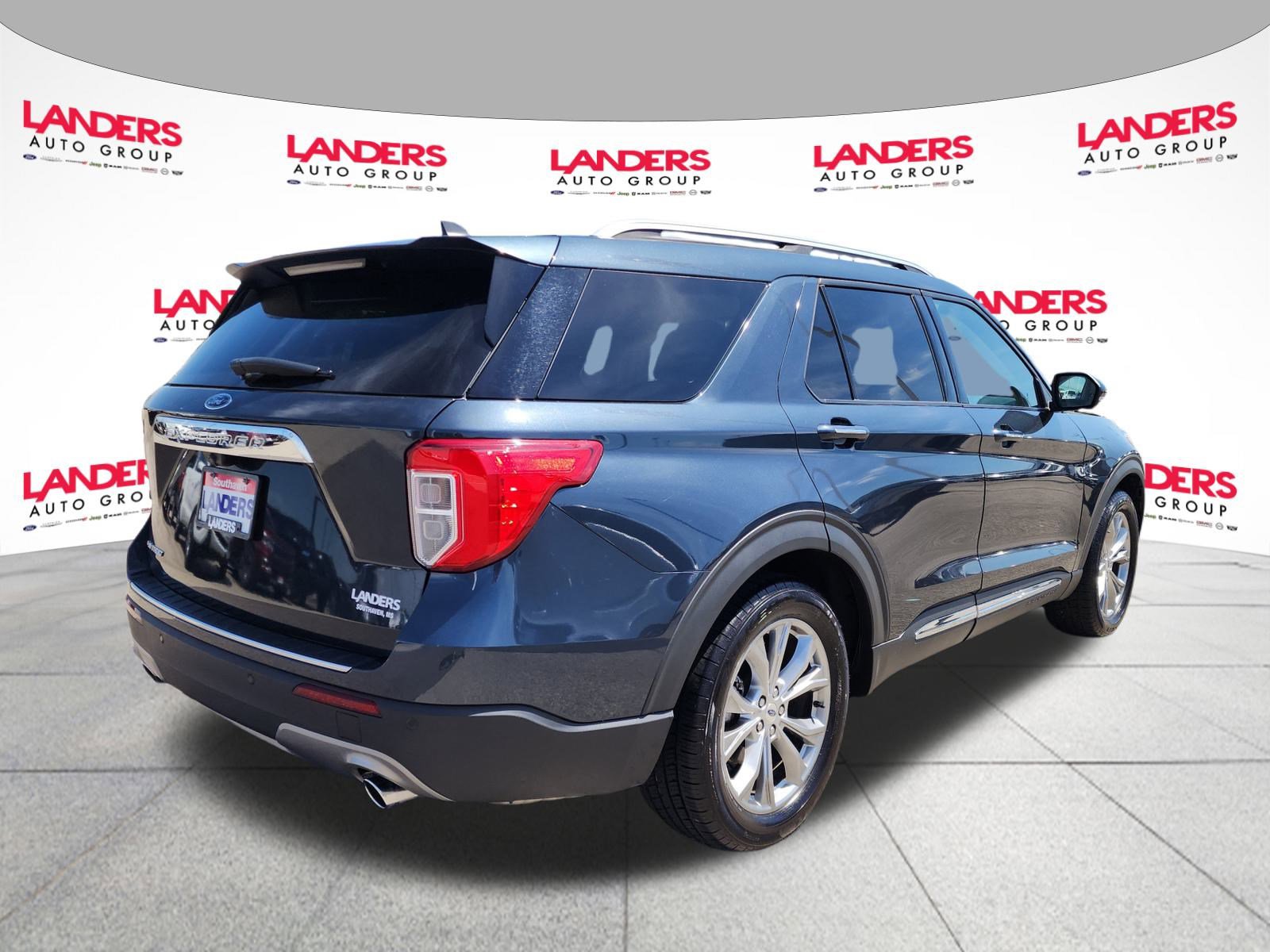 2022 Ford Explorer Limited photo 3