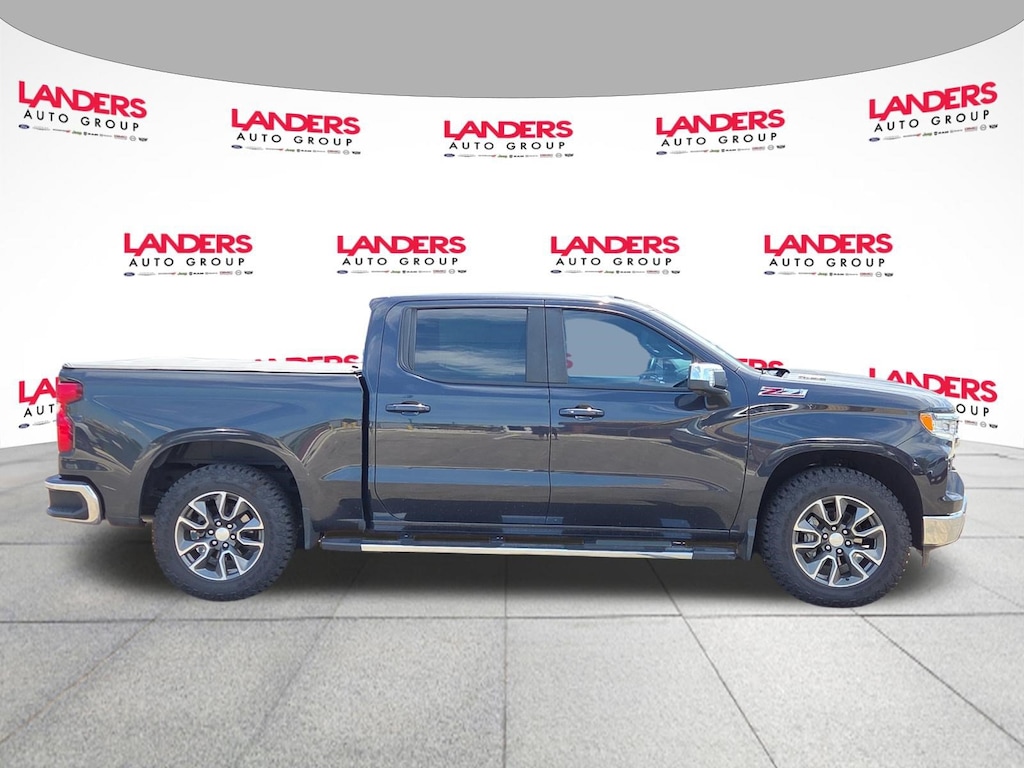 Used 2023 Chevrolet Silverado 1500 LT Truck Crew Cab