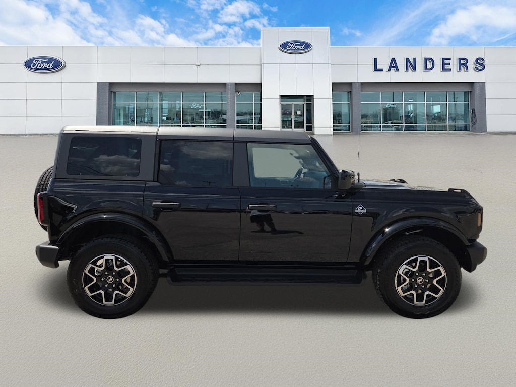 New 2026 Ford Bronco Outer Banks