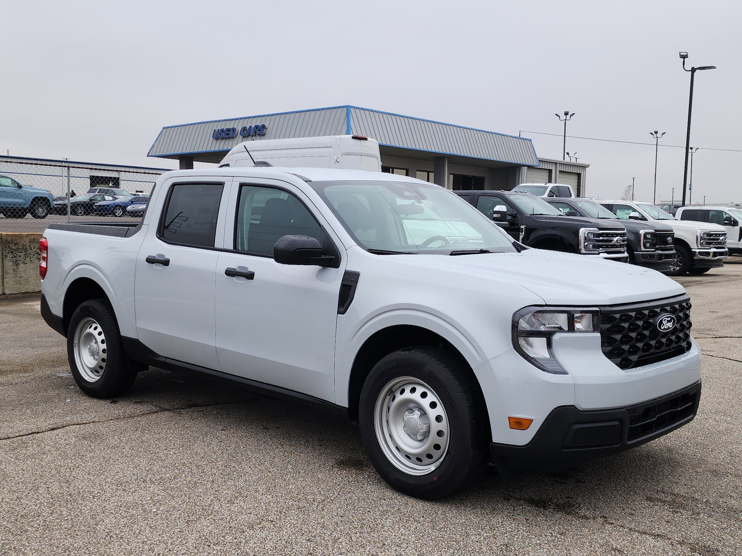 2026 Ford Maverick XL's photo