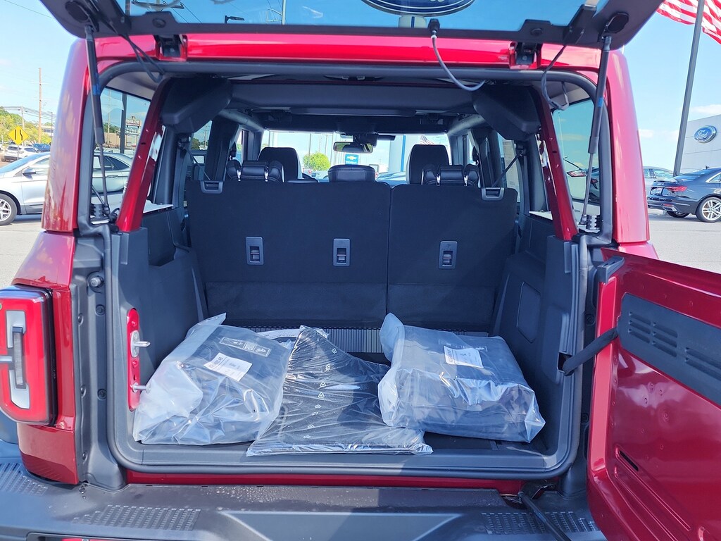 New 2025 Ford Bronco Badlands SUV