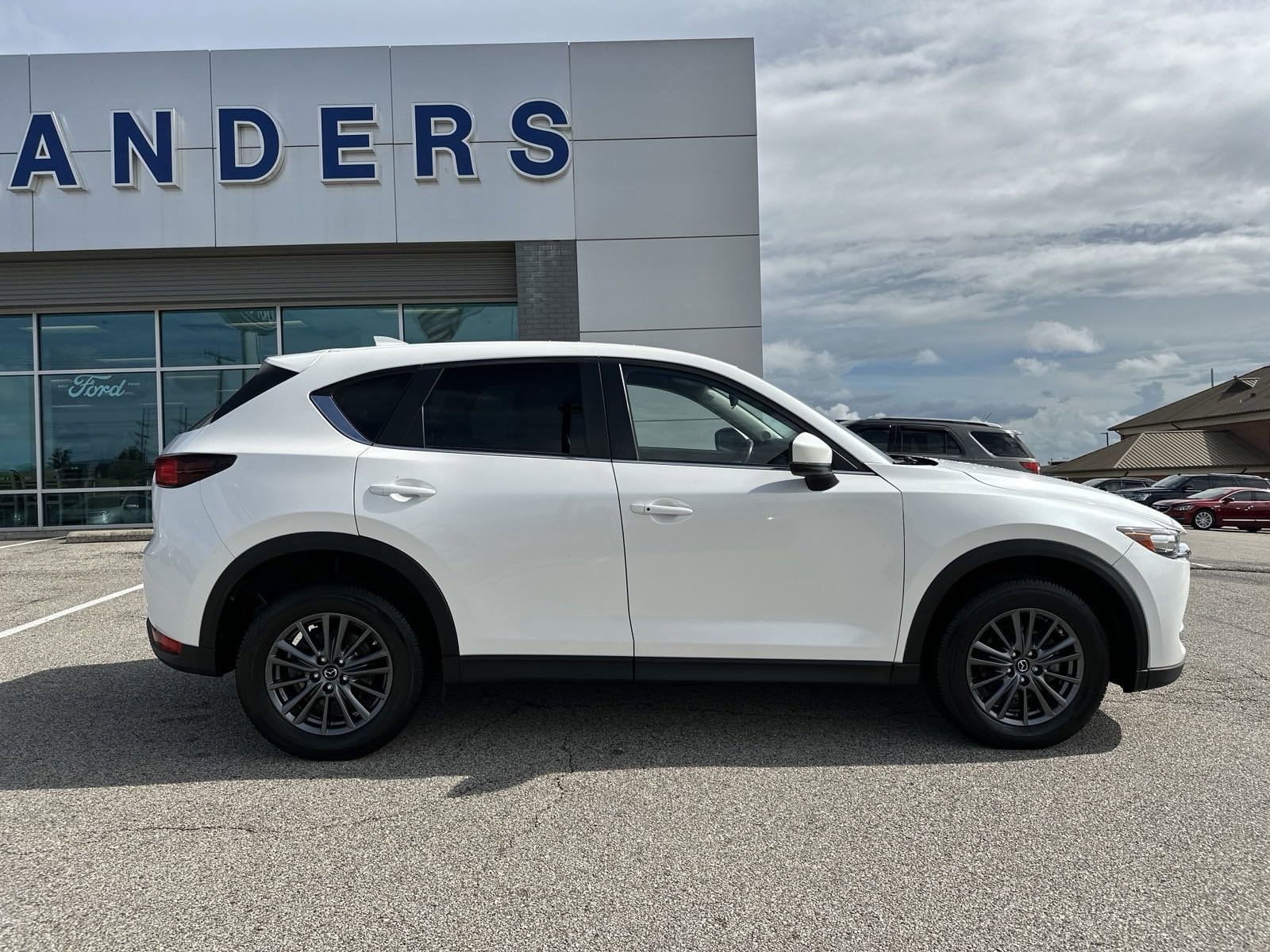 Used 2020 Mazda CX-5 Touring with VIN JM3KFBCM1L0766719 for sale in Southaven, MS