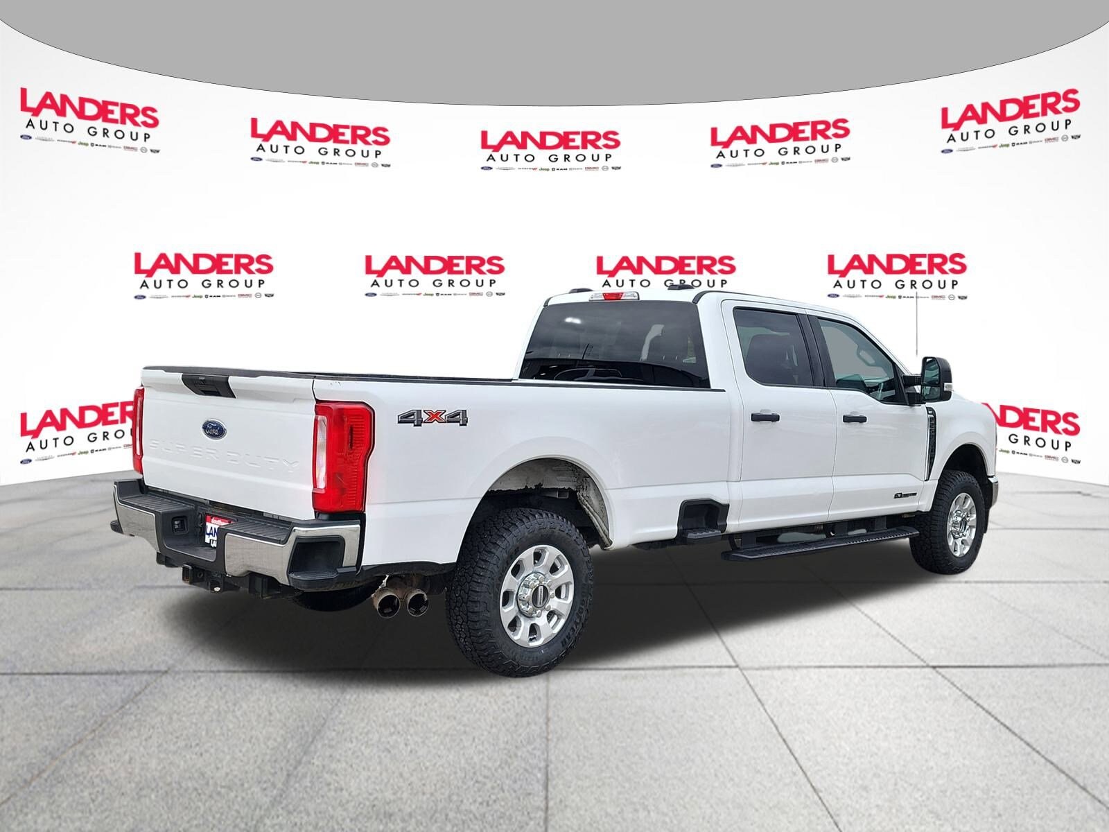 2024 Ford F-250 Lariat Tremor photo 3