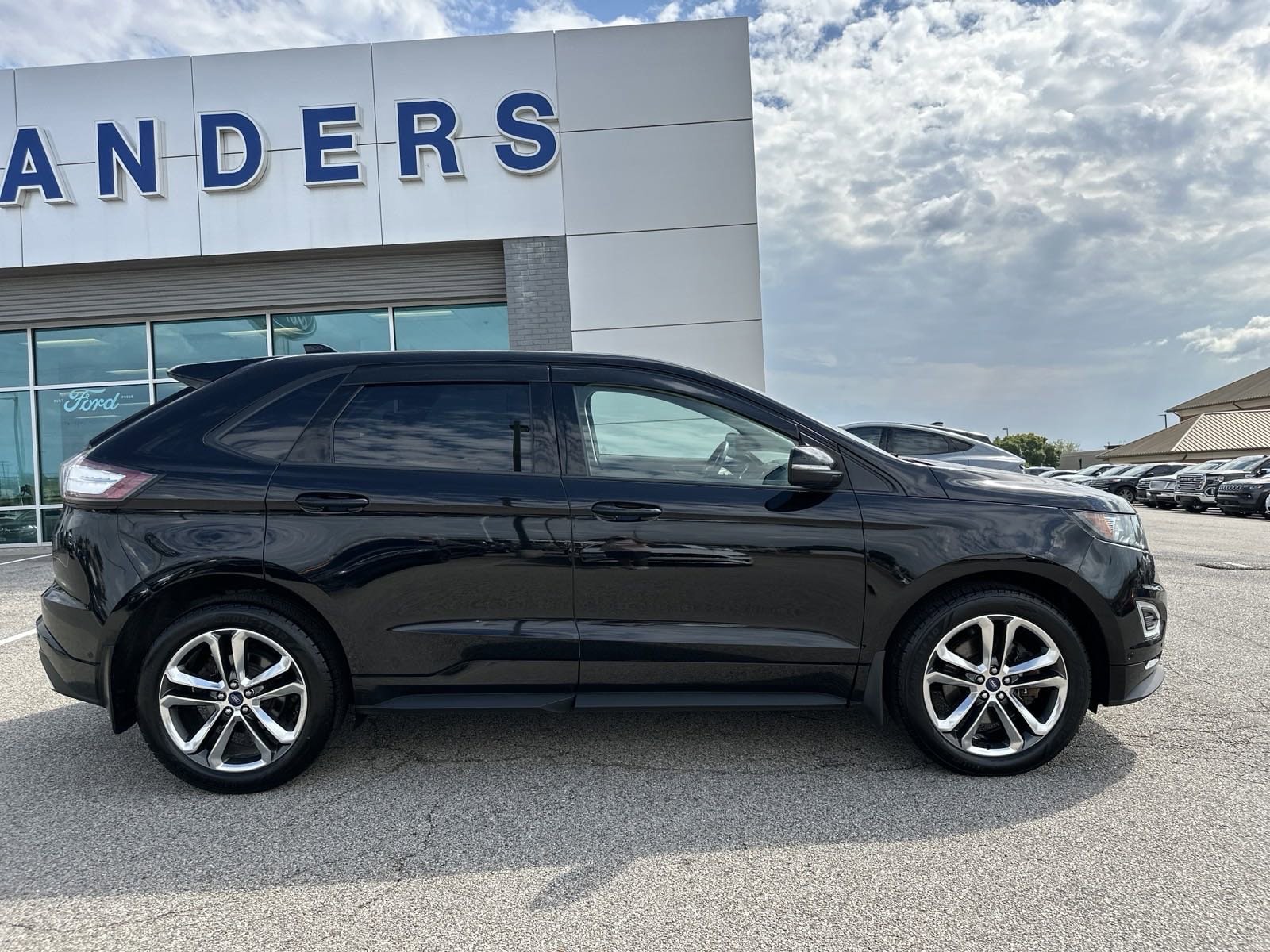 Used 2018 Ford Edge Sport with VIN 2FMPK4APXJBB21576 for sale in Southaven, MS