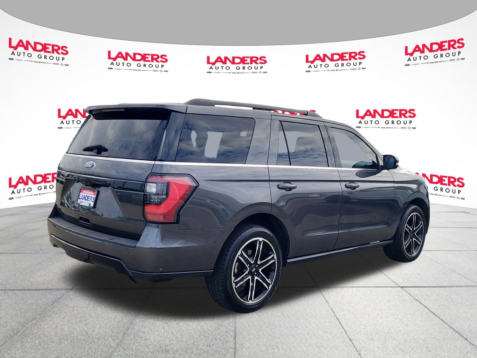 2019 Ford Expedition Limited photo 3