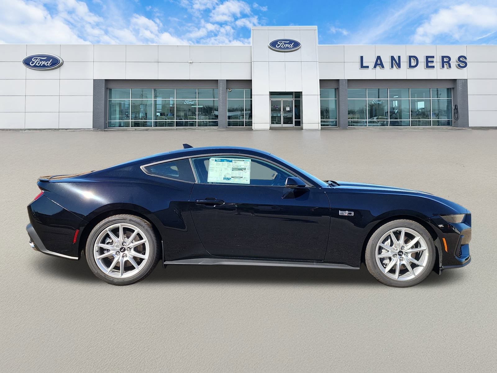 2025 Ford Mustang GT Premium photo 2