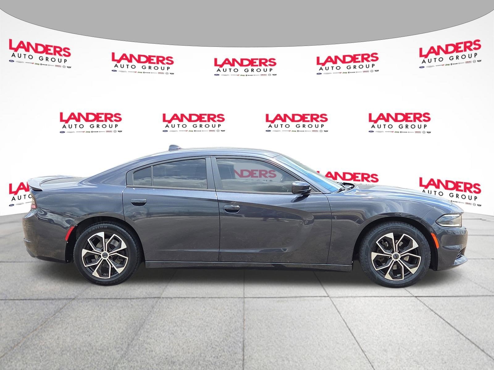 Used 2016 Dodge Charger SXT with VIN 2C3CDXHG3GH166647 for sale in Southaven, MS