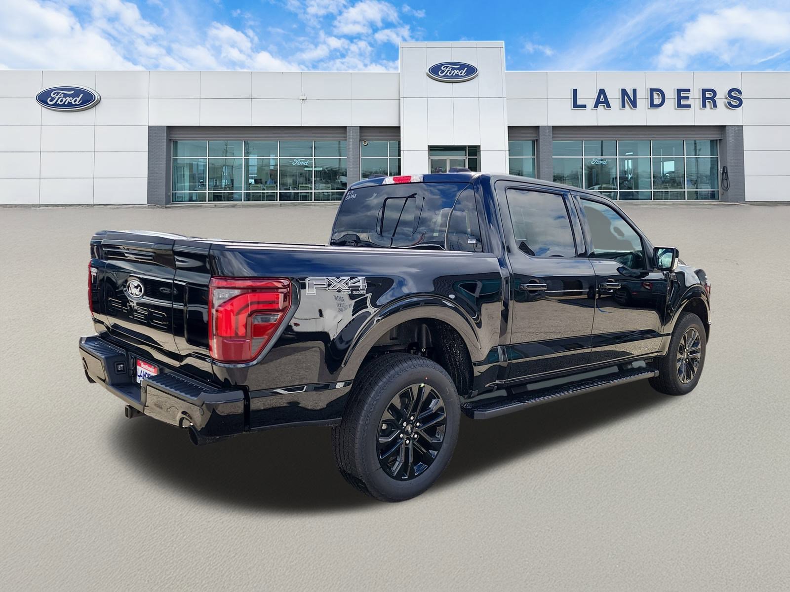 2025 Ford F-150 Lariat photo 2