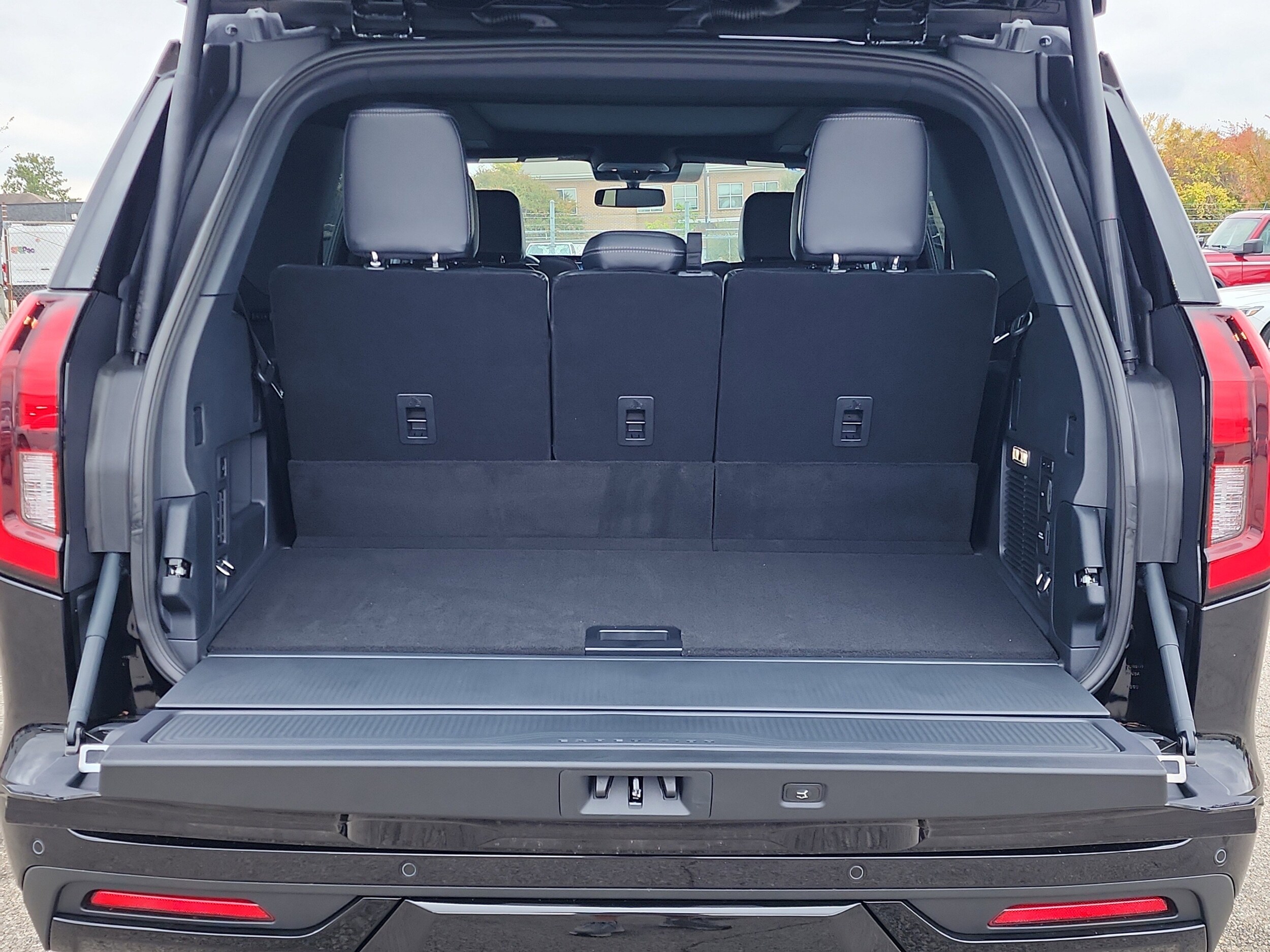 2025 Ford Expedition Platinum photo 3