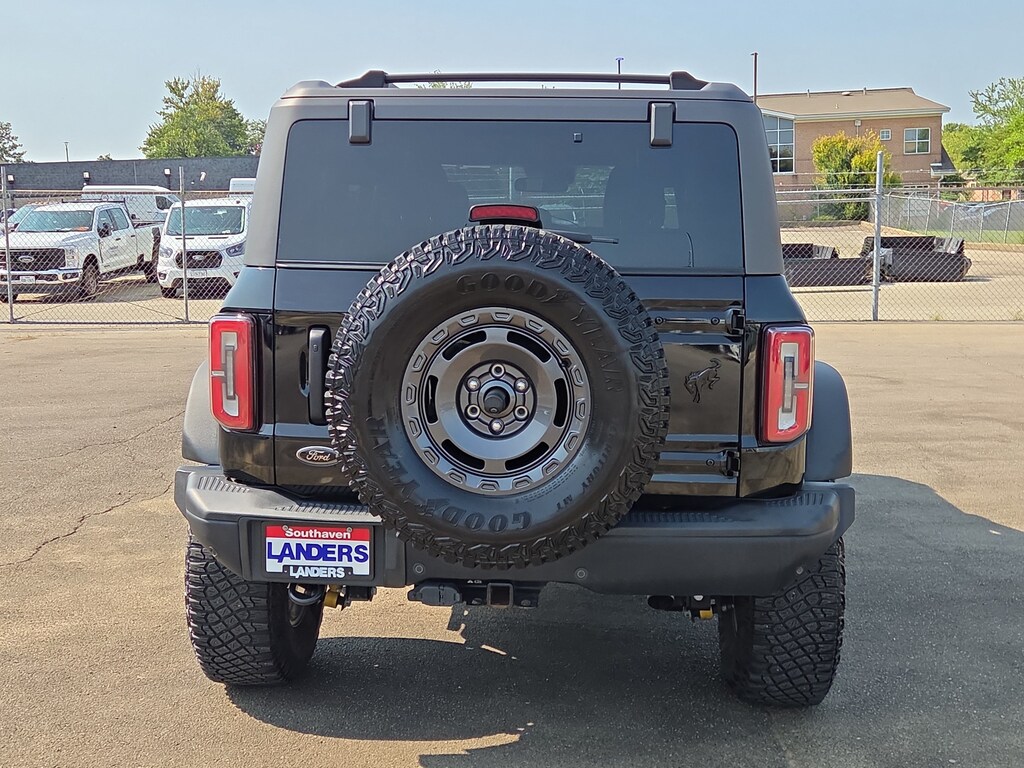 Certified 2024 Ford Bronco Everglades SUV