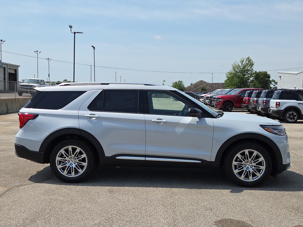 New 2026 Ford Explorer Platinum