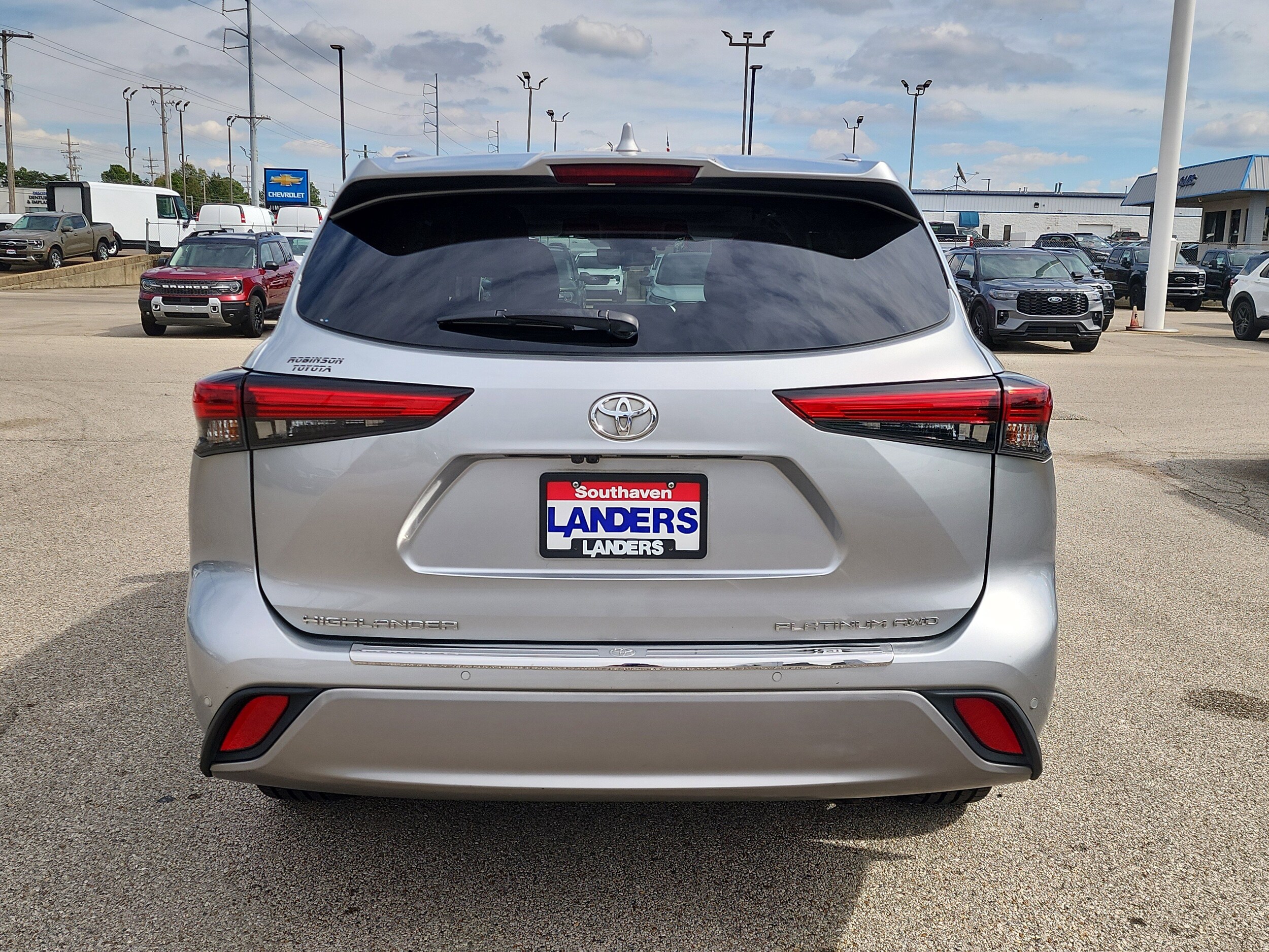2021 Toyota Highlander Platinum photo 4