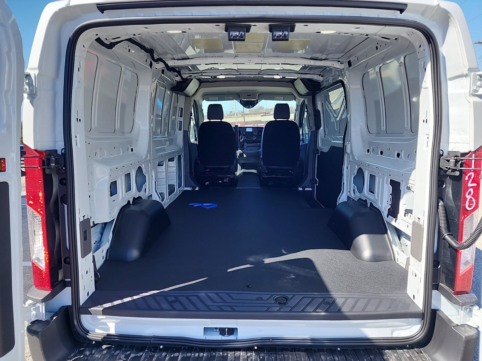 2025 Ford Transit photo 3