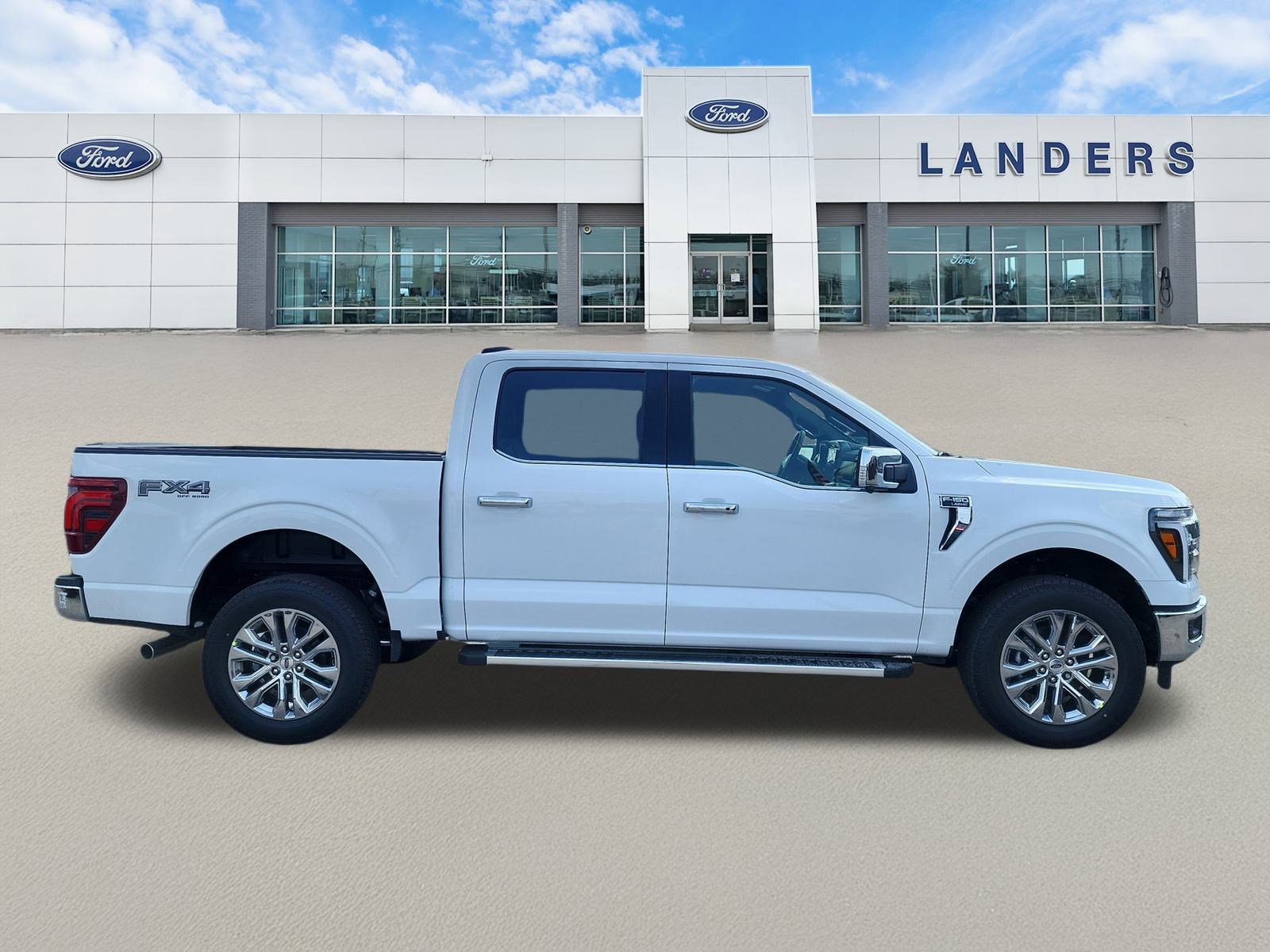 2025 Ford F-150 Lariat photo 2