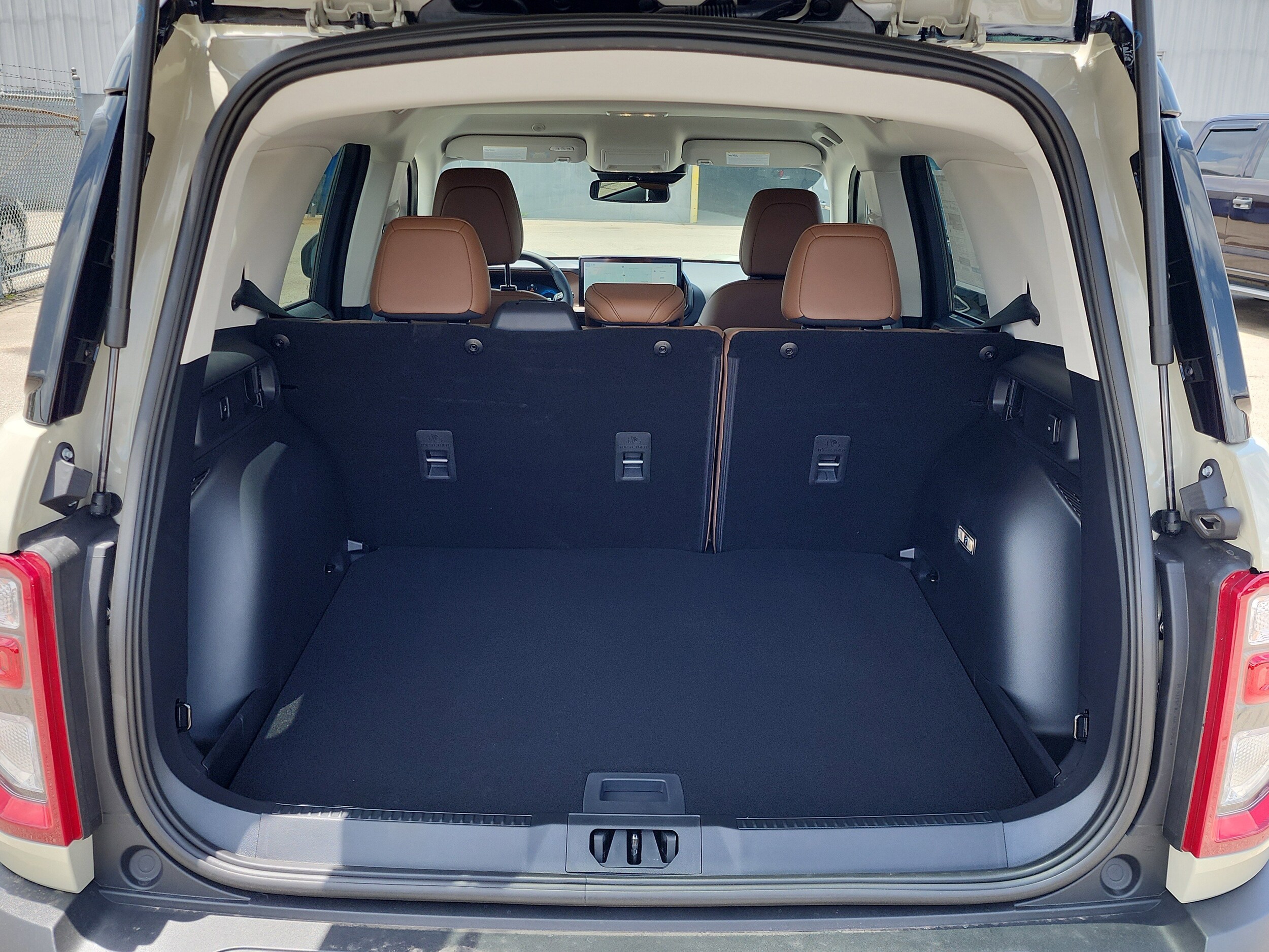 2025 Ford Bronco Sport Outer Banks photo 4