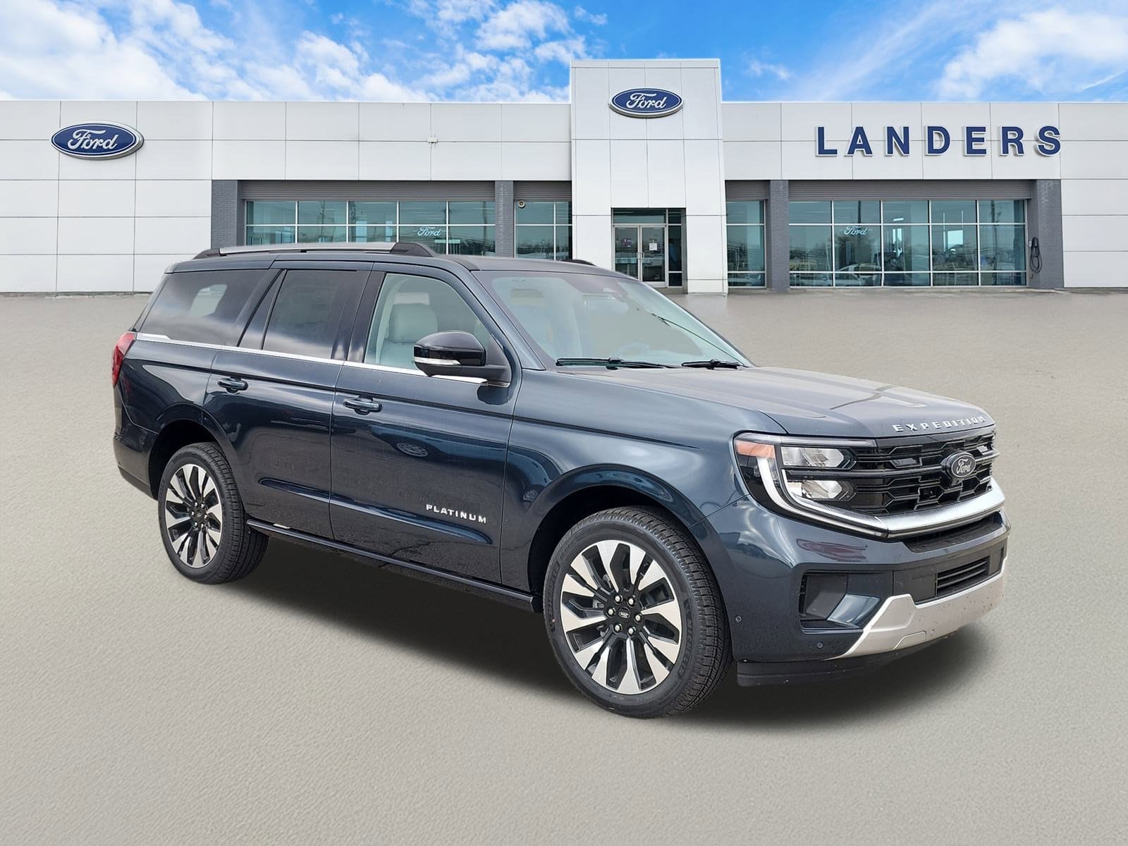 2025 Ford Expedition Platinum's photo