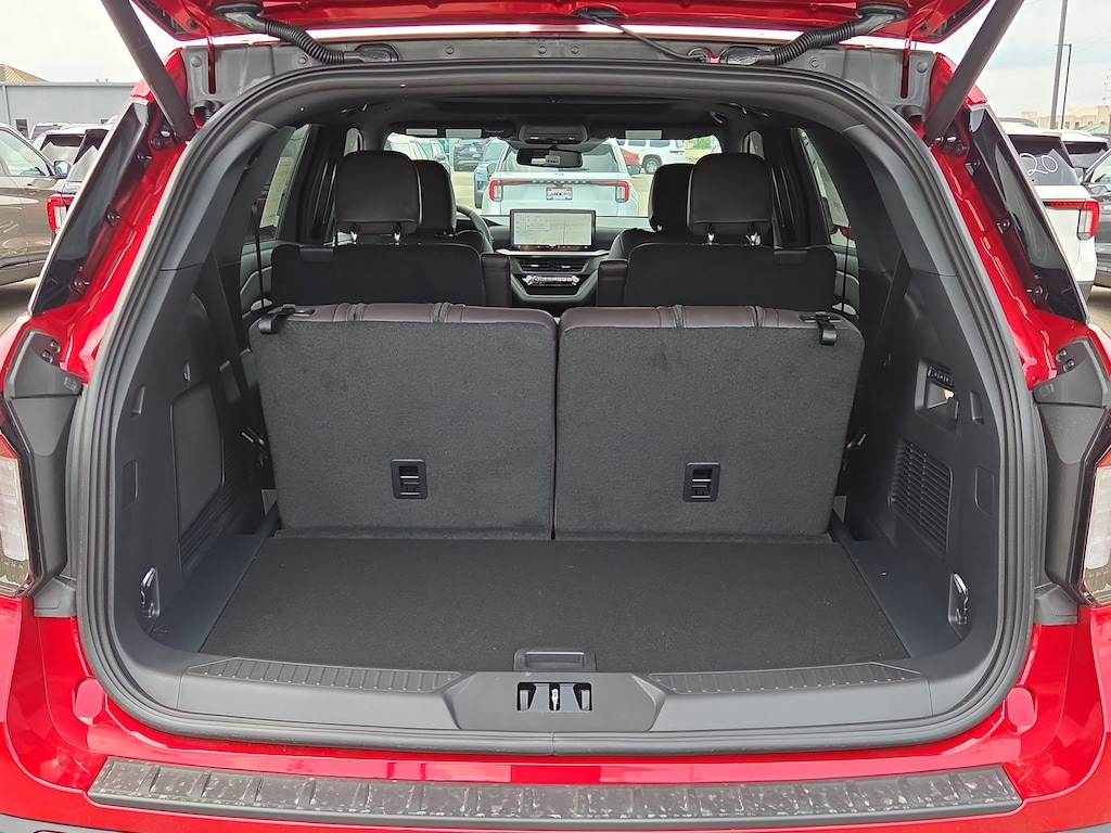 New 2026 Ford Explorer Platinum SUV