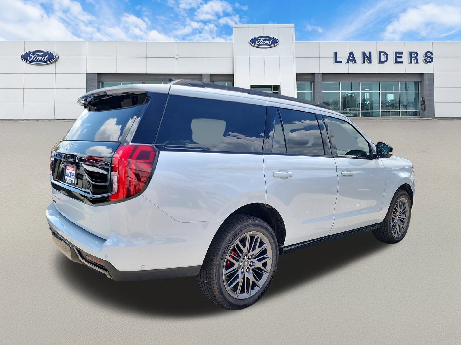 2025 Ford Expedition Platinum photo 2