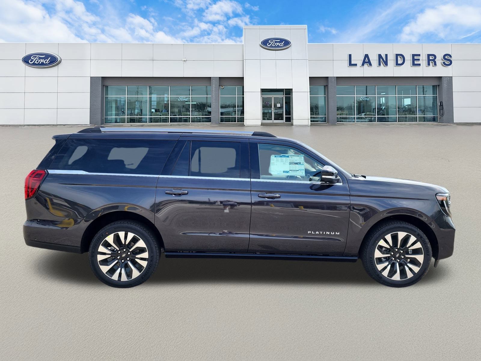 2025 Ford Expedition MAX Platinum photo 2