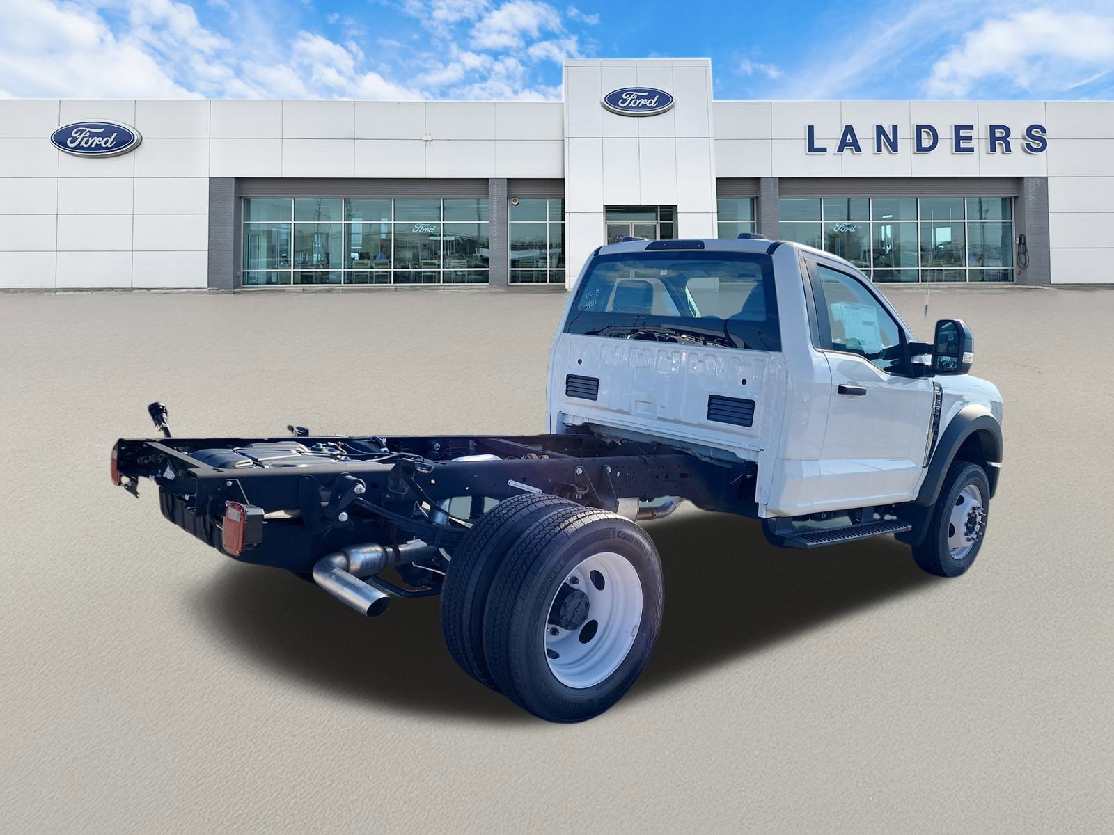 2024 Ford F-550 XL photo 3
