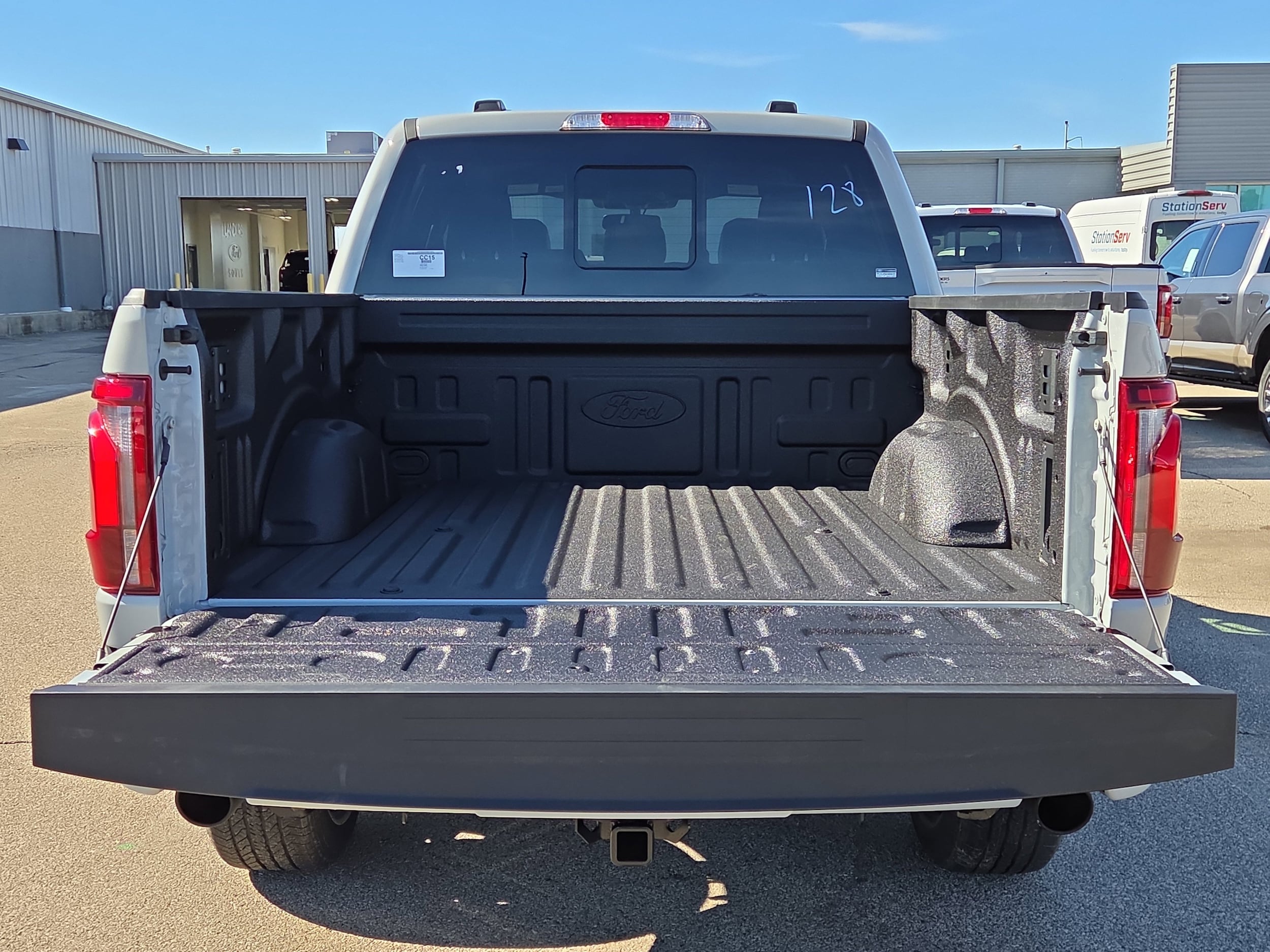 2026 Ford F-150 Lariat - Photo 4