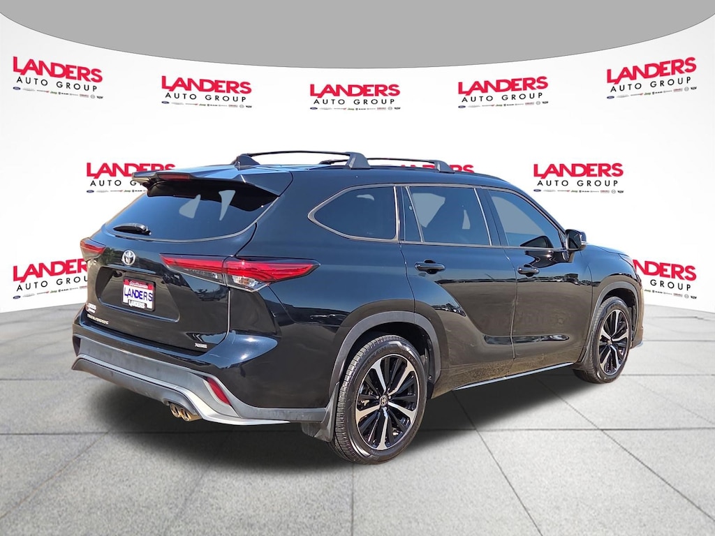 Used 2021 Toyota Highlander XSE SUV