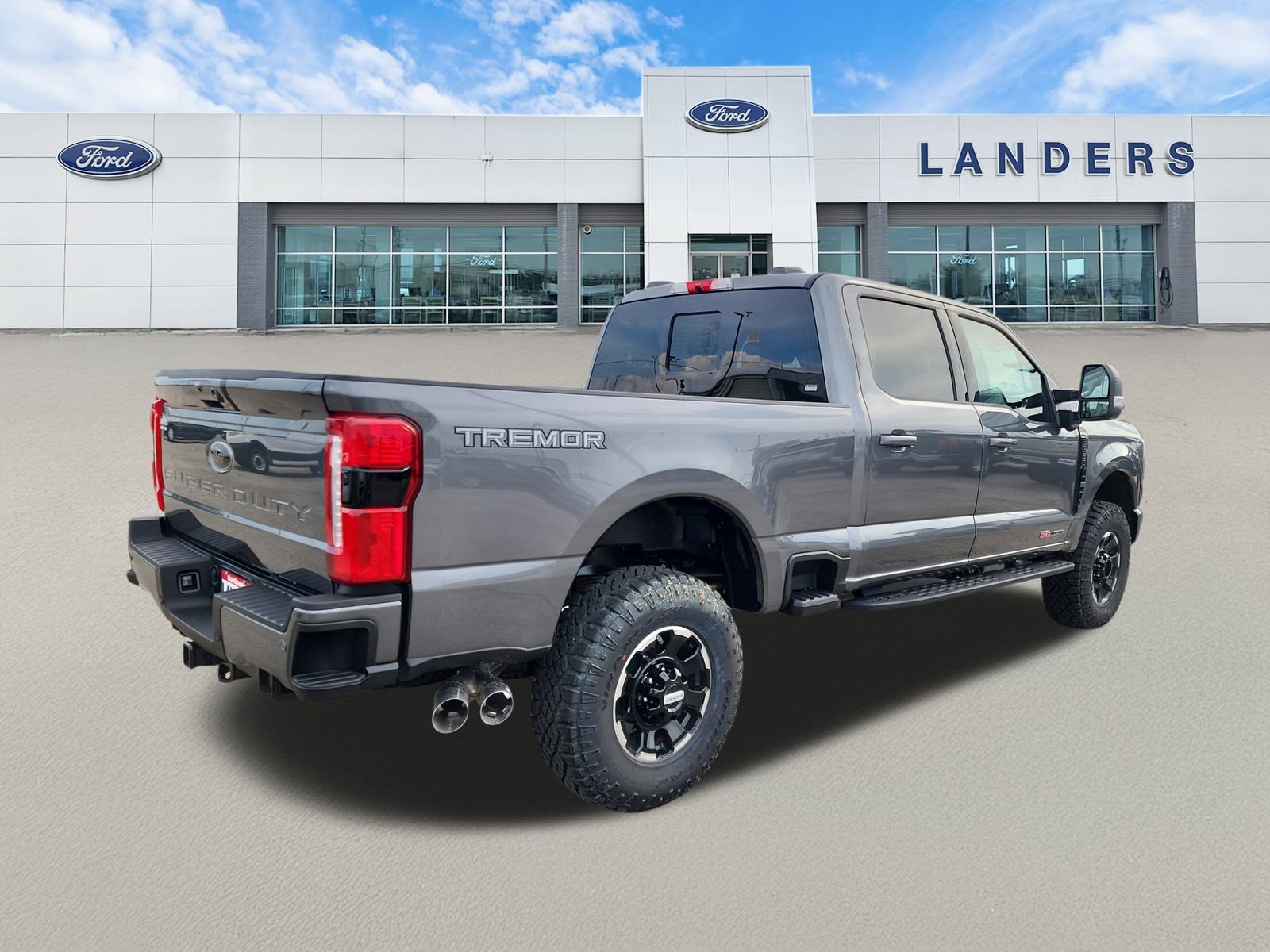 2025 Ford F-350 Lariat photo 3