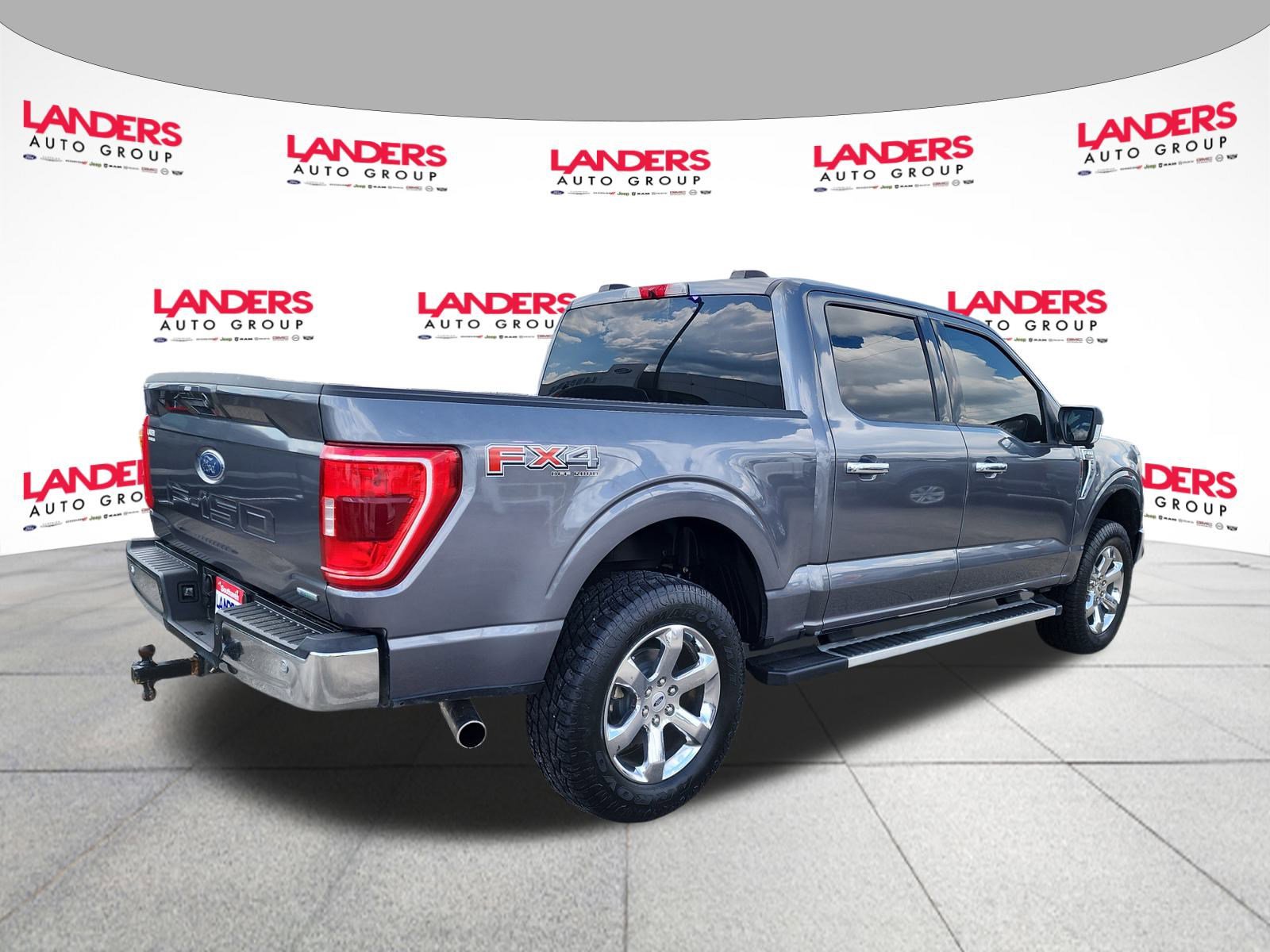 2022 Ford F-150 XLT photo 3