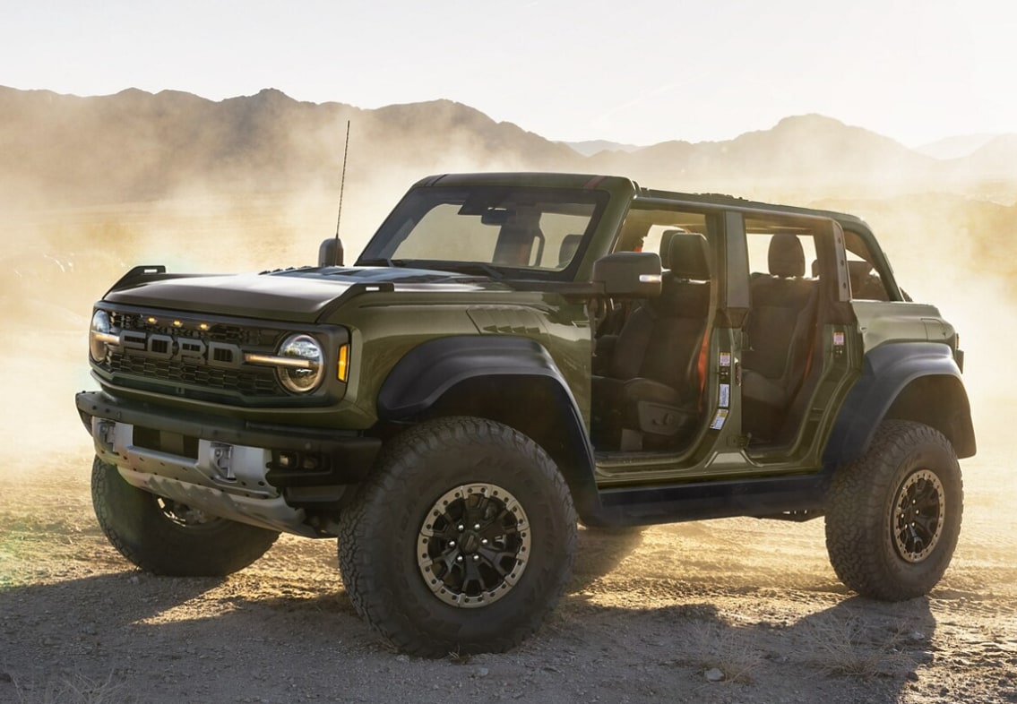 Ford%20Bronco%20doors%20off%20and%20roof%20off.png