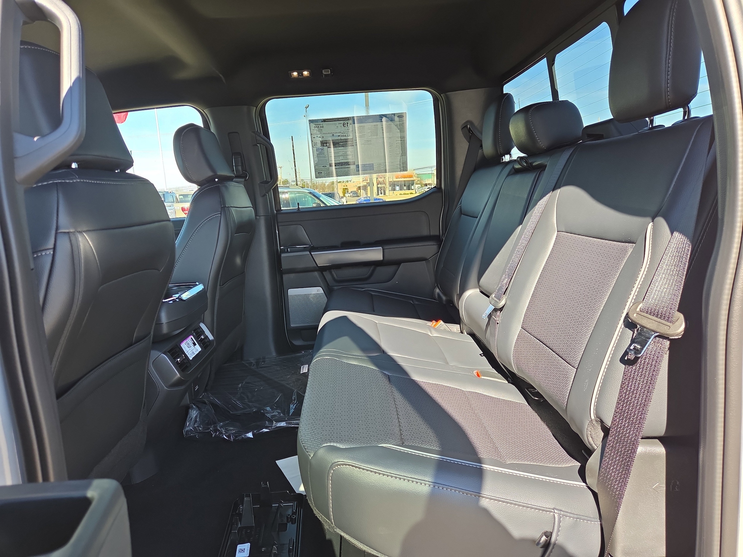 2026 Ford F-150 Lariat - Photo 7