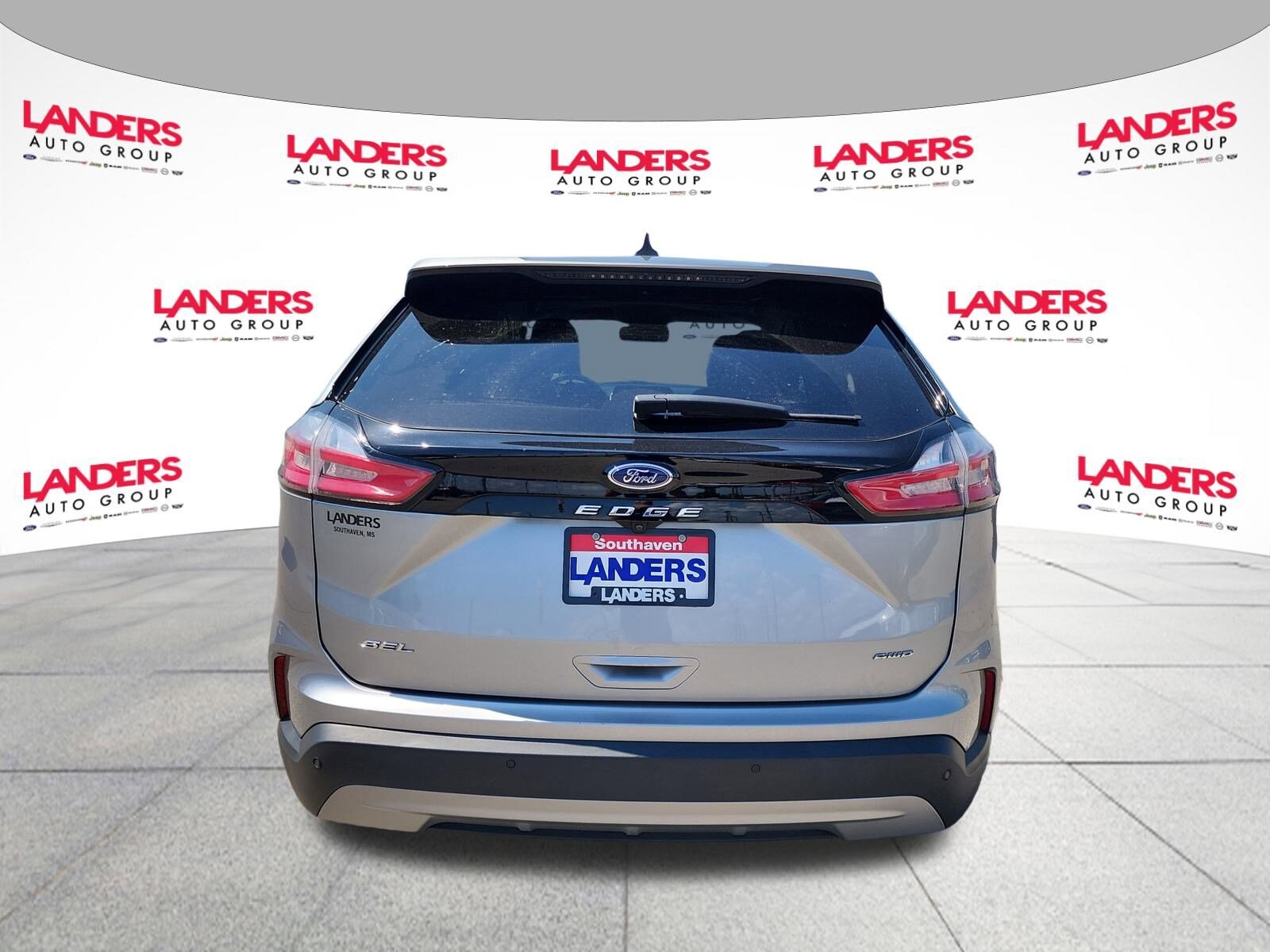 2024 Ford Edge SEL photo 4