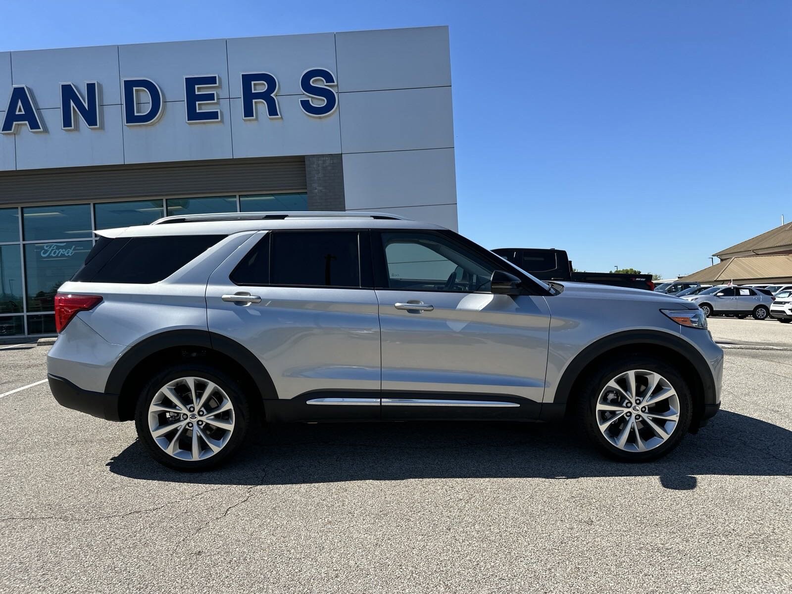 Certified 2021 Ford Explorer Platinum with VIN 1FM5K8HC9MGC29928 for sale in Southaven, MS