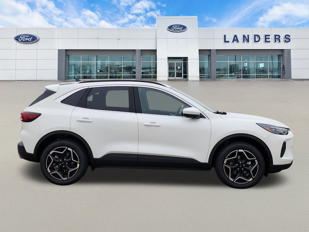 New 2026 Ford Escape Platinum SUV