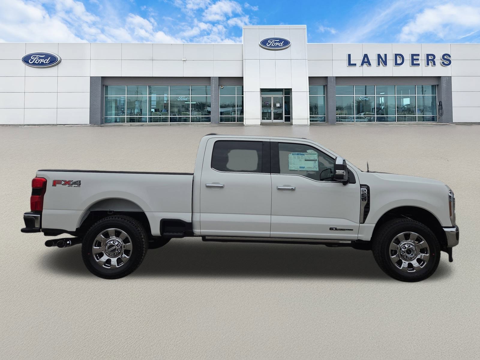 2025 Ford F-250 Lariat photo 2