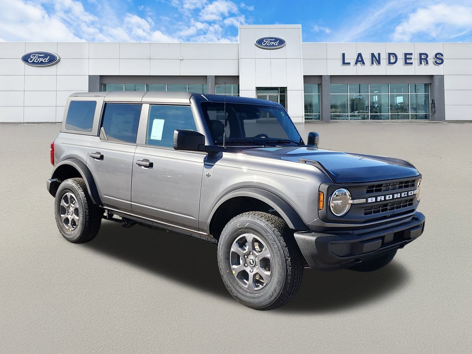 2025 Ford Bronco 4-Door Big Bend's photo