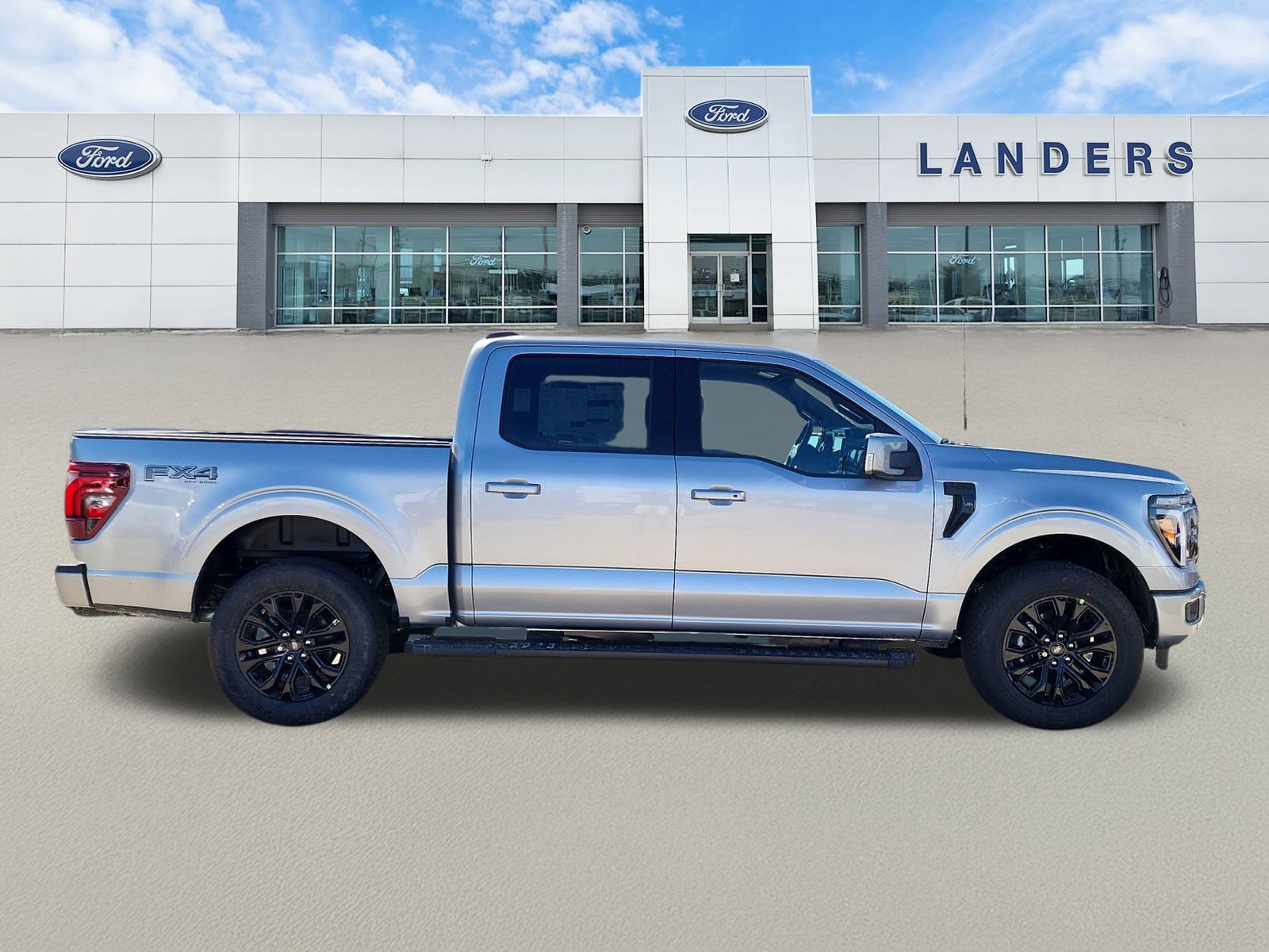 2025 Ford F-150 Lariat photo 2