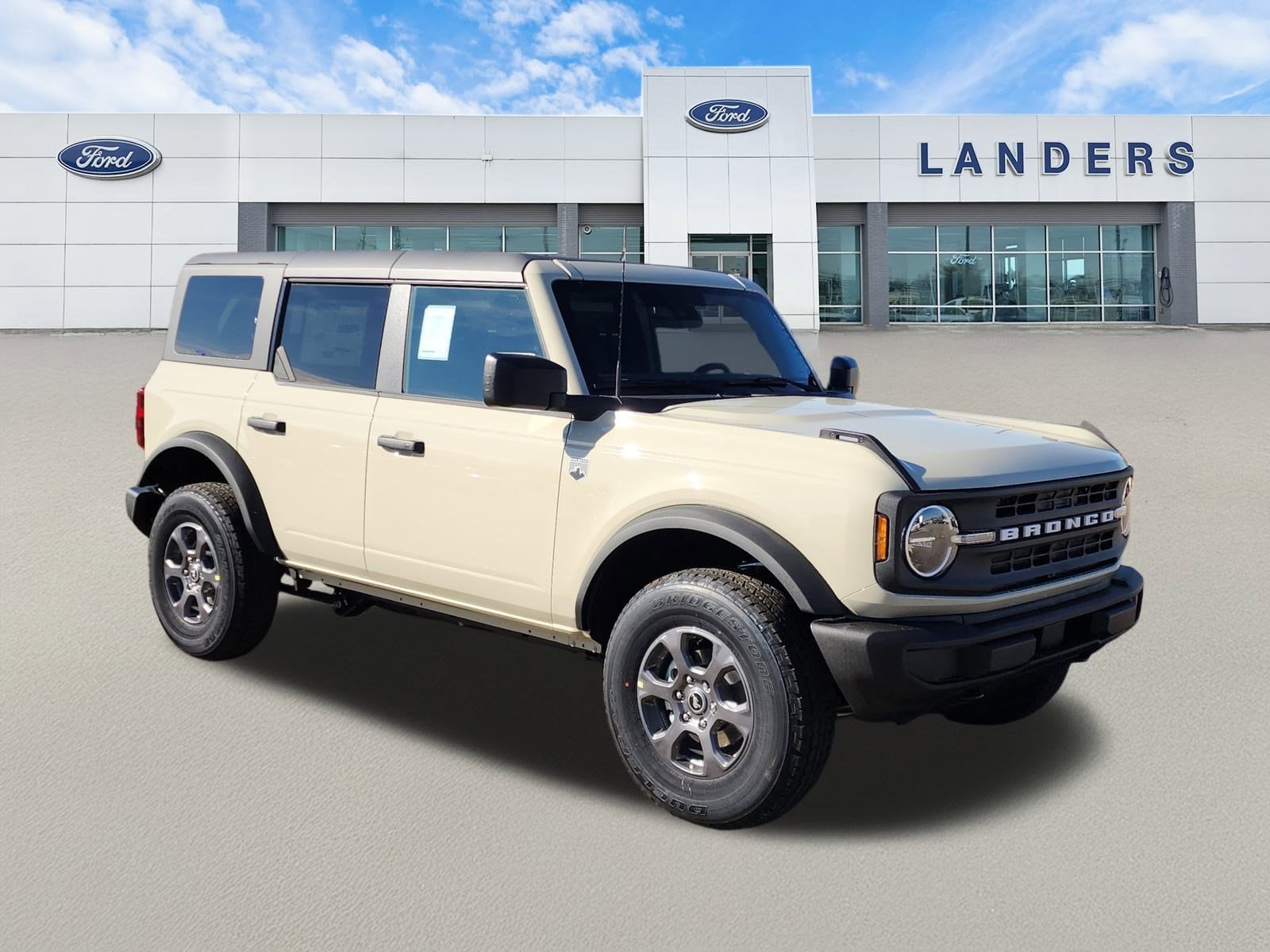2025 Ford Bronco 4-Door Big Bend's photo