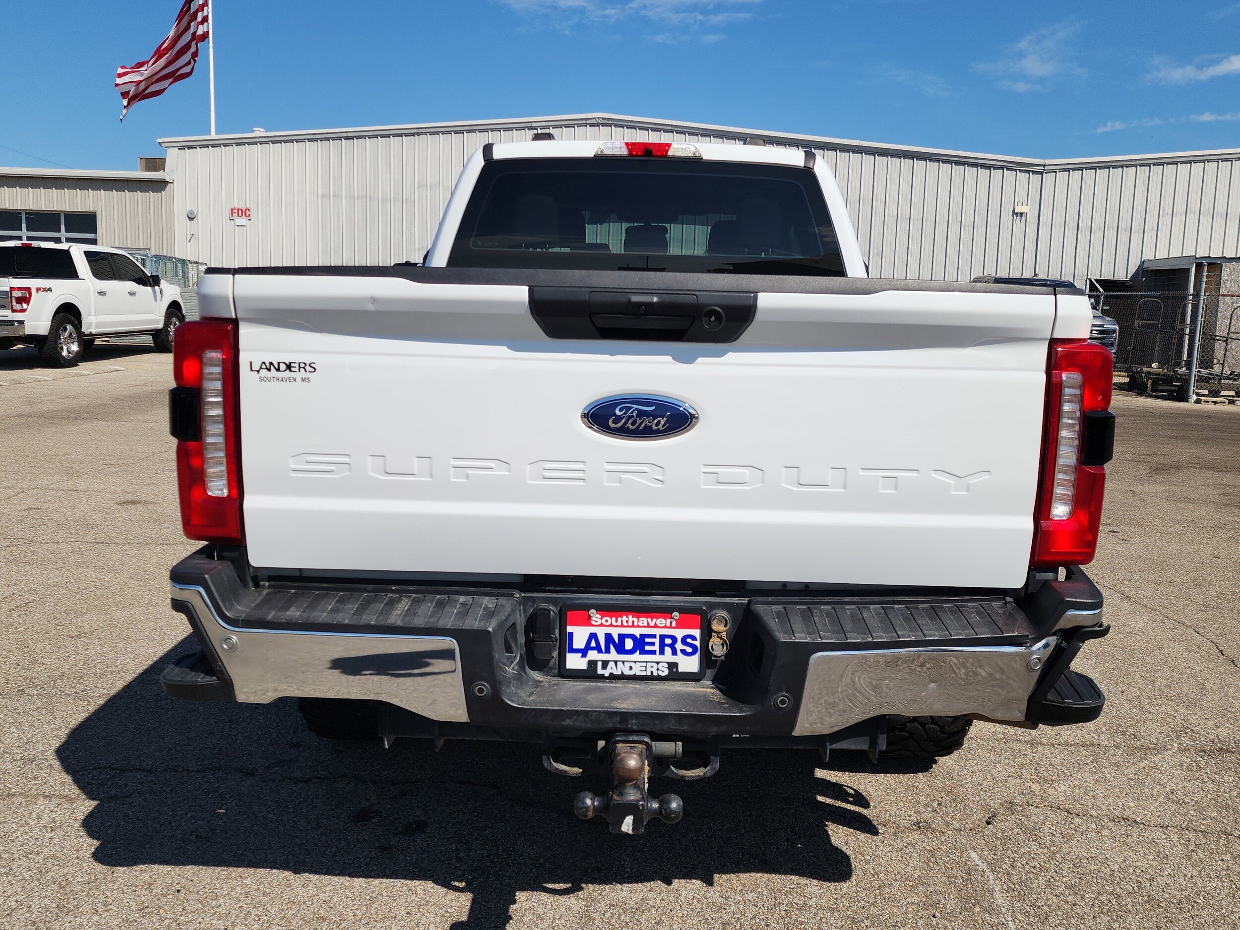 2023 Ford F-250 XL photo 3