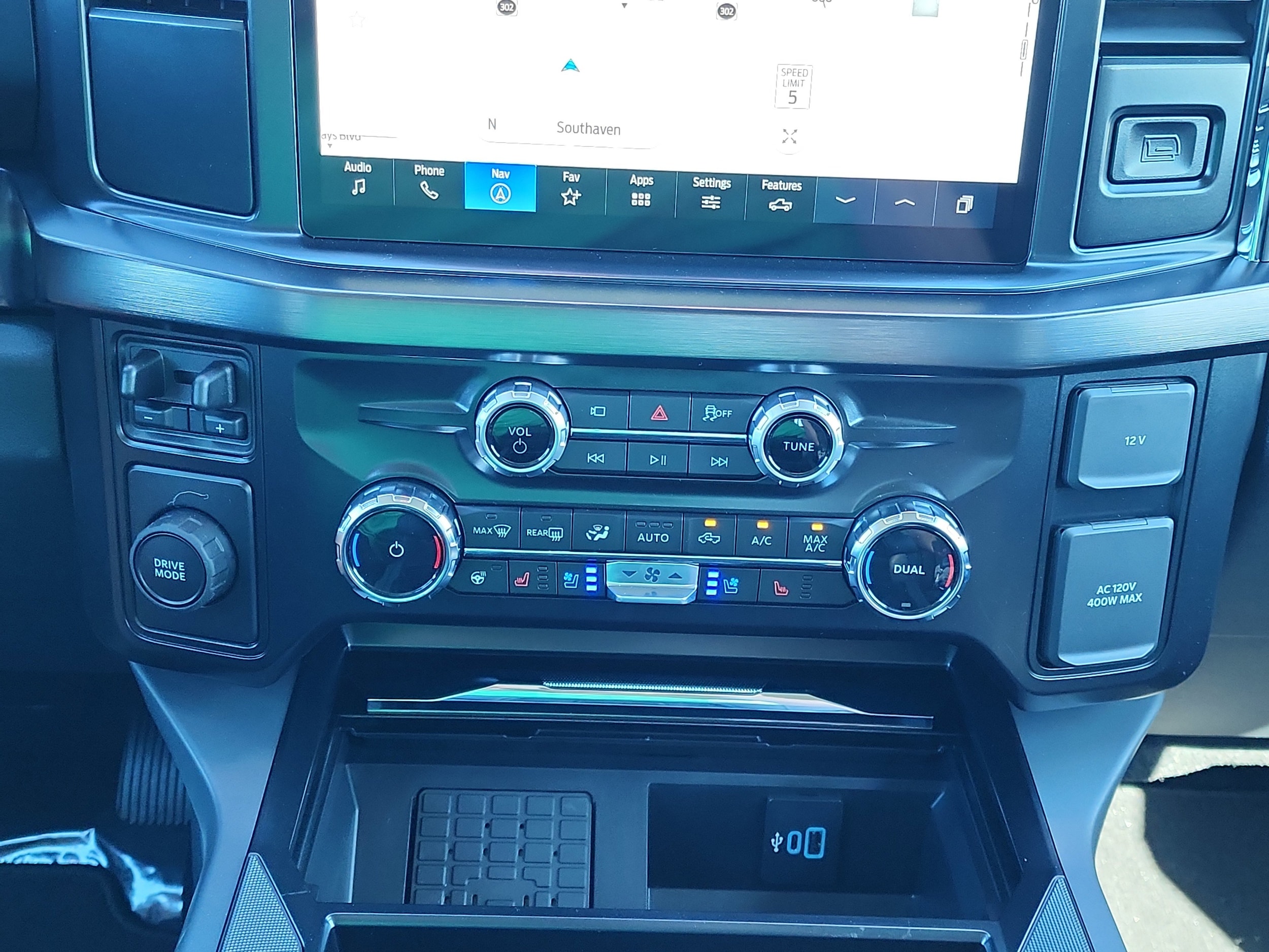 2026 Ford F-350 Super Duty Lariat - Photo 14