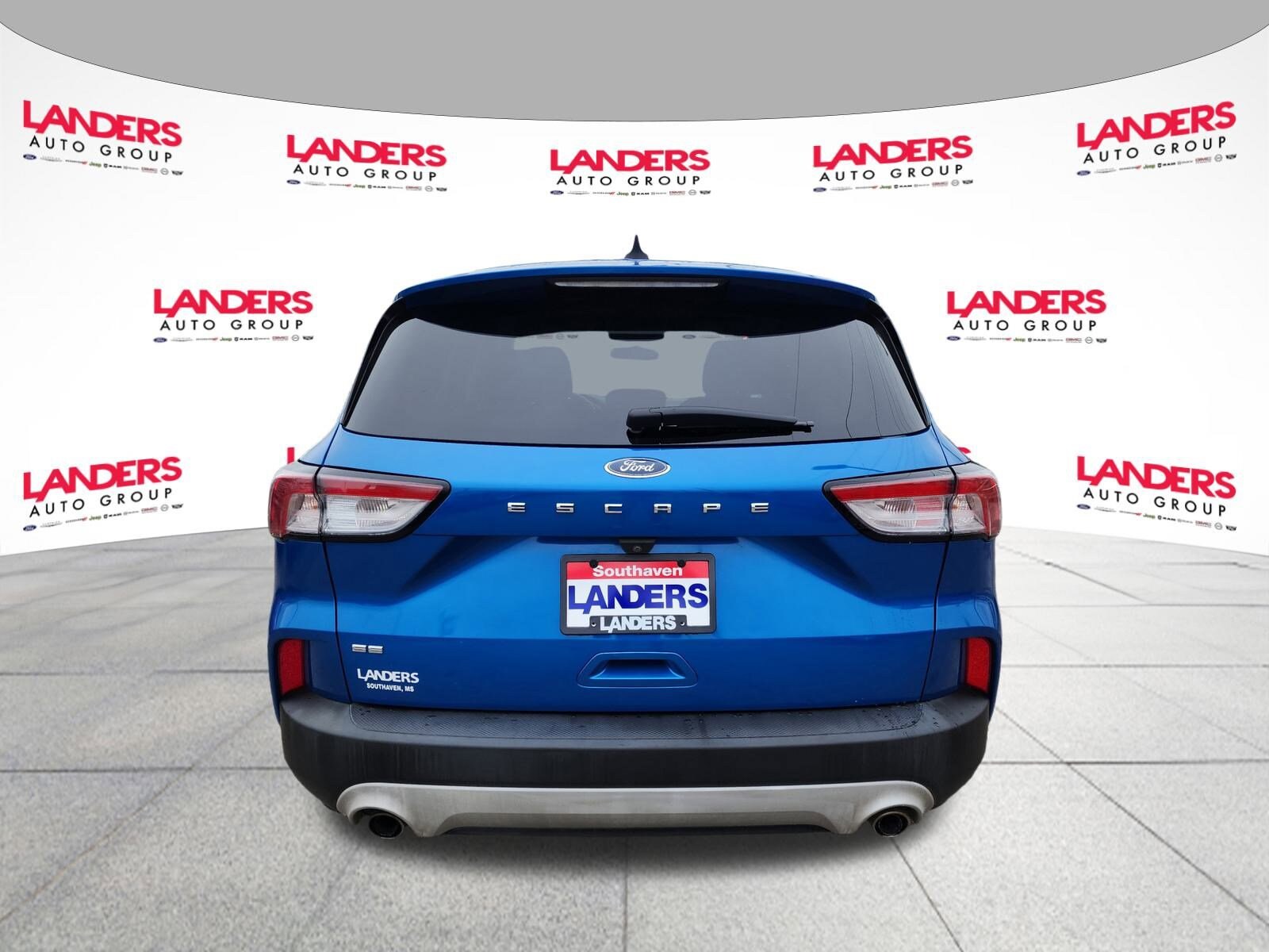 2020 Ford Escape SE photo 4